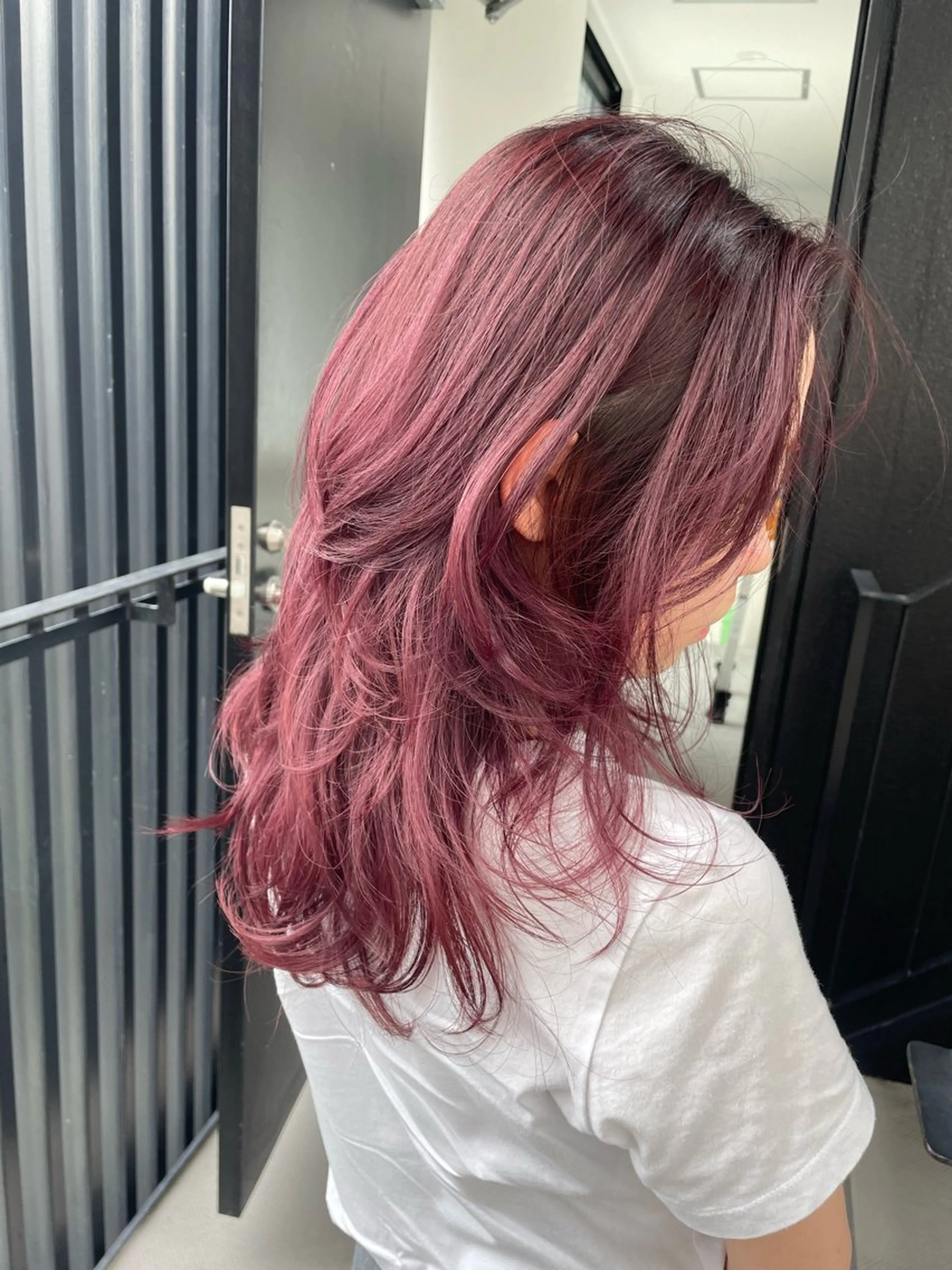 ロング カラー ブリーチ レッドカラー ハッシュカット カット ヘアカラー YUI/ ブリーチカラー🌷のヘアスタイル