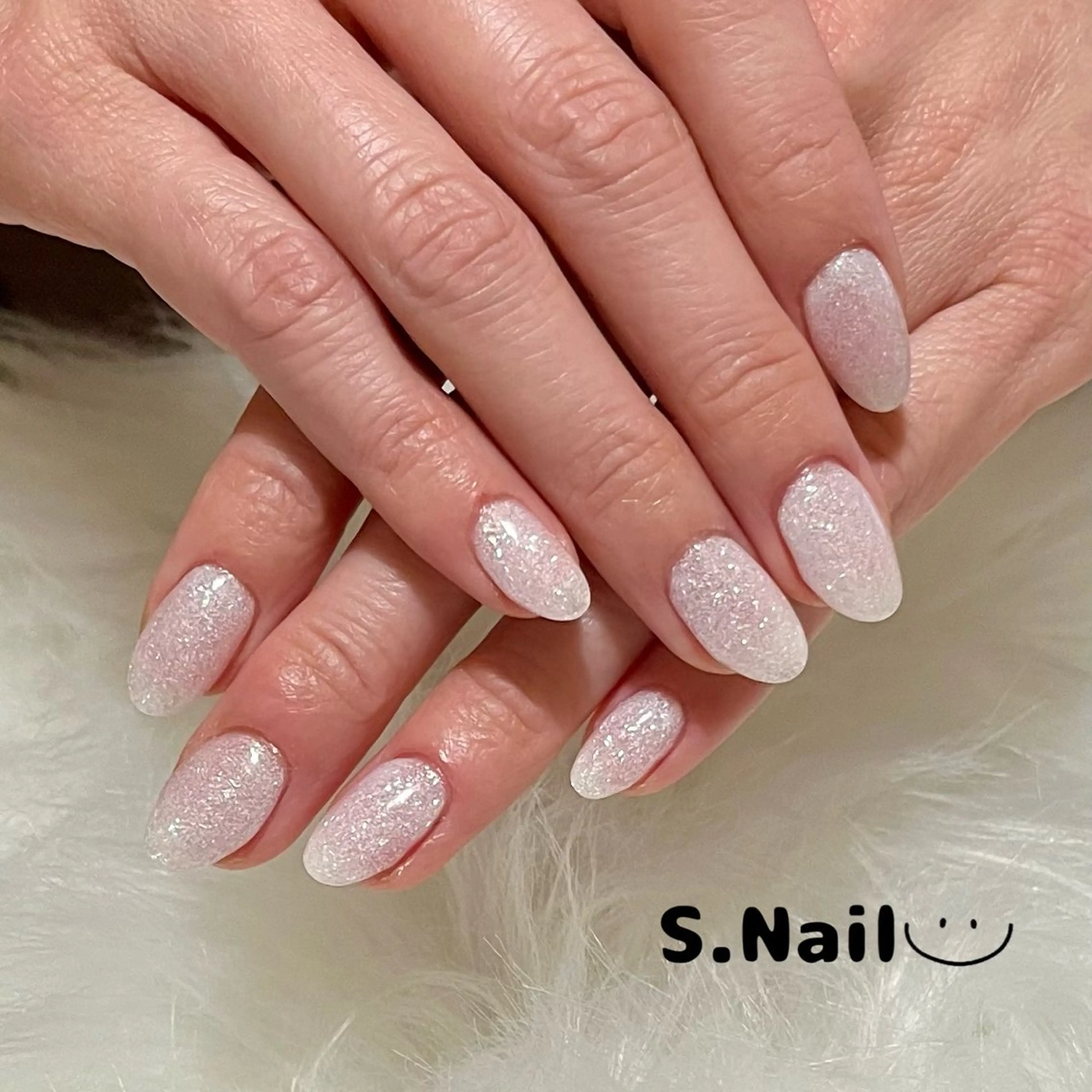 ネイル ラメ(グリッター) ワンカラーネイル ホワイト プライベートサロン/ S.Nailのネイルデザイン