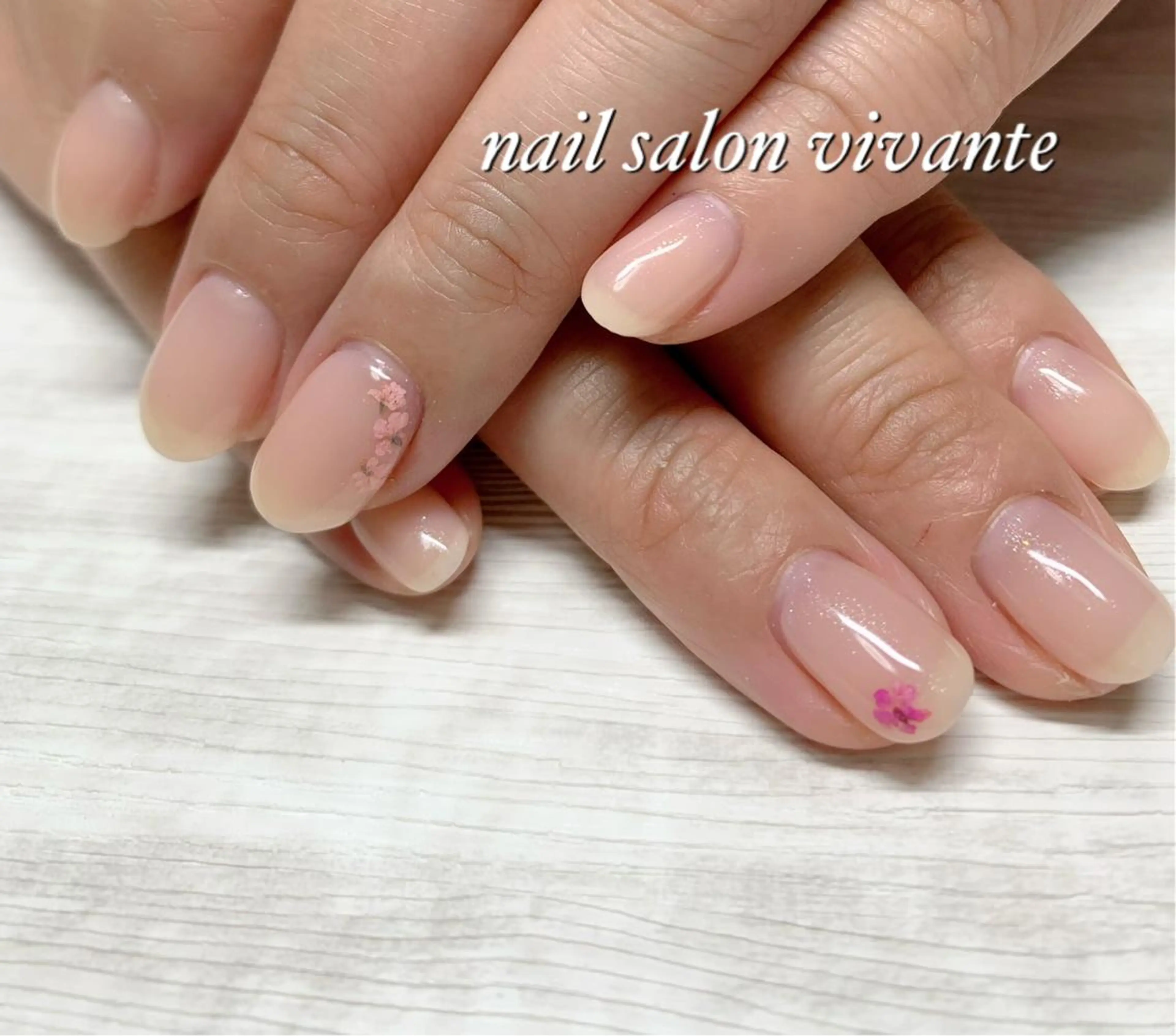 ネイル ラメ(グリッター) 春ネイル nail salon vivanteのネイルデザイン