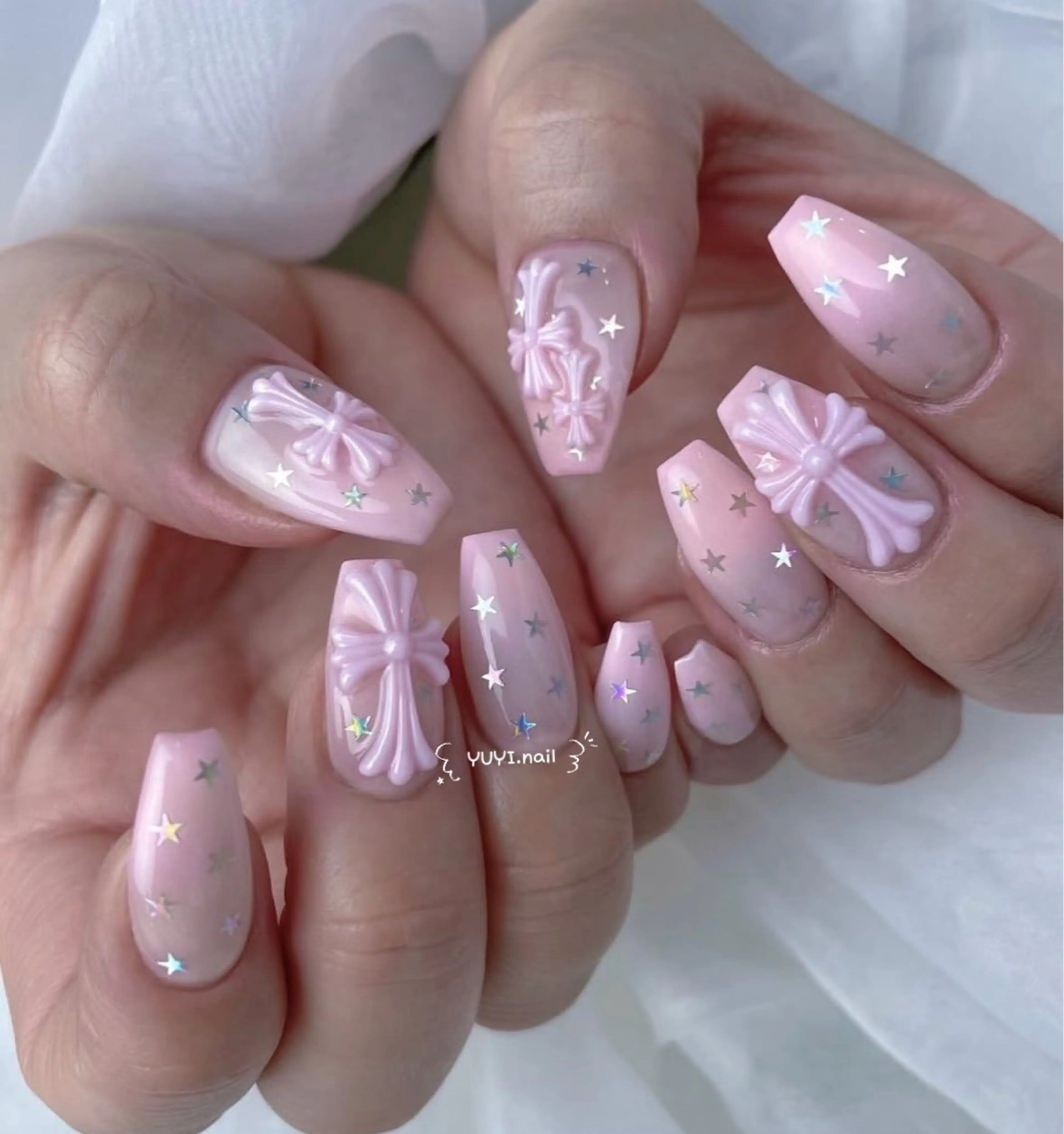 ネイル オーロラネイル チークネイル 成人式 長さ出し ジェルネイル ハンドネイル YUYI.nail salonのネイルデザイン