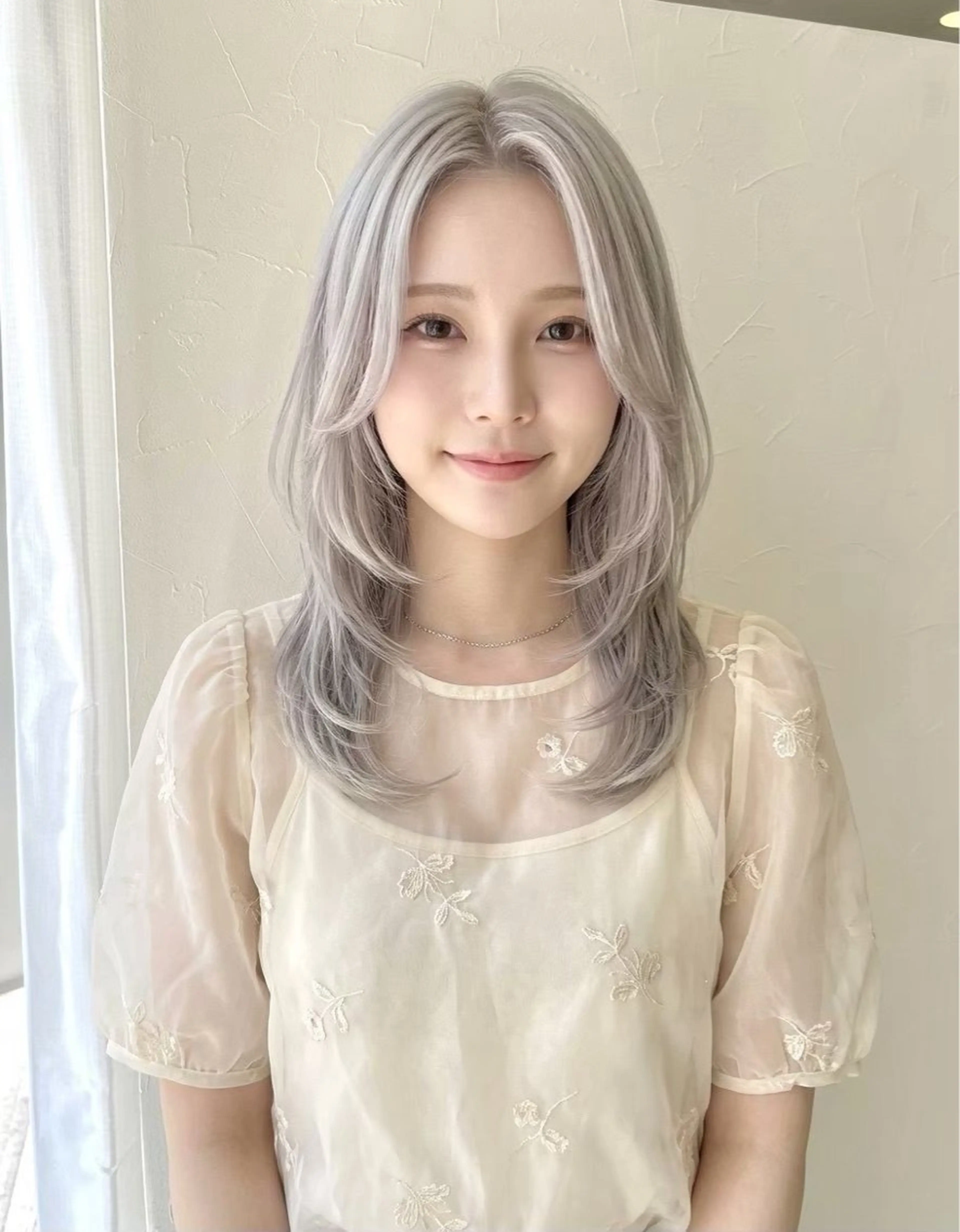 ミディアム 韓国風ヘア レイヤーカット ヘアカラー 龍 颯斗のヘアスタイル