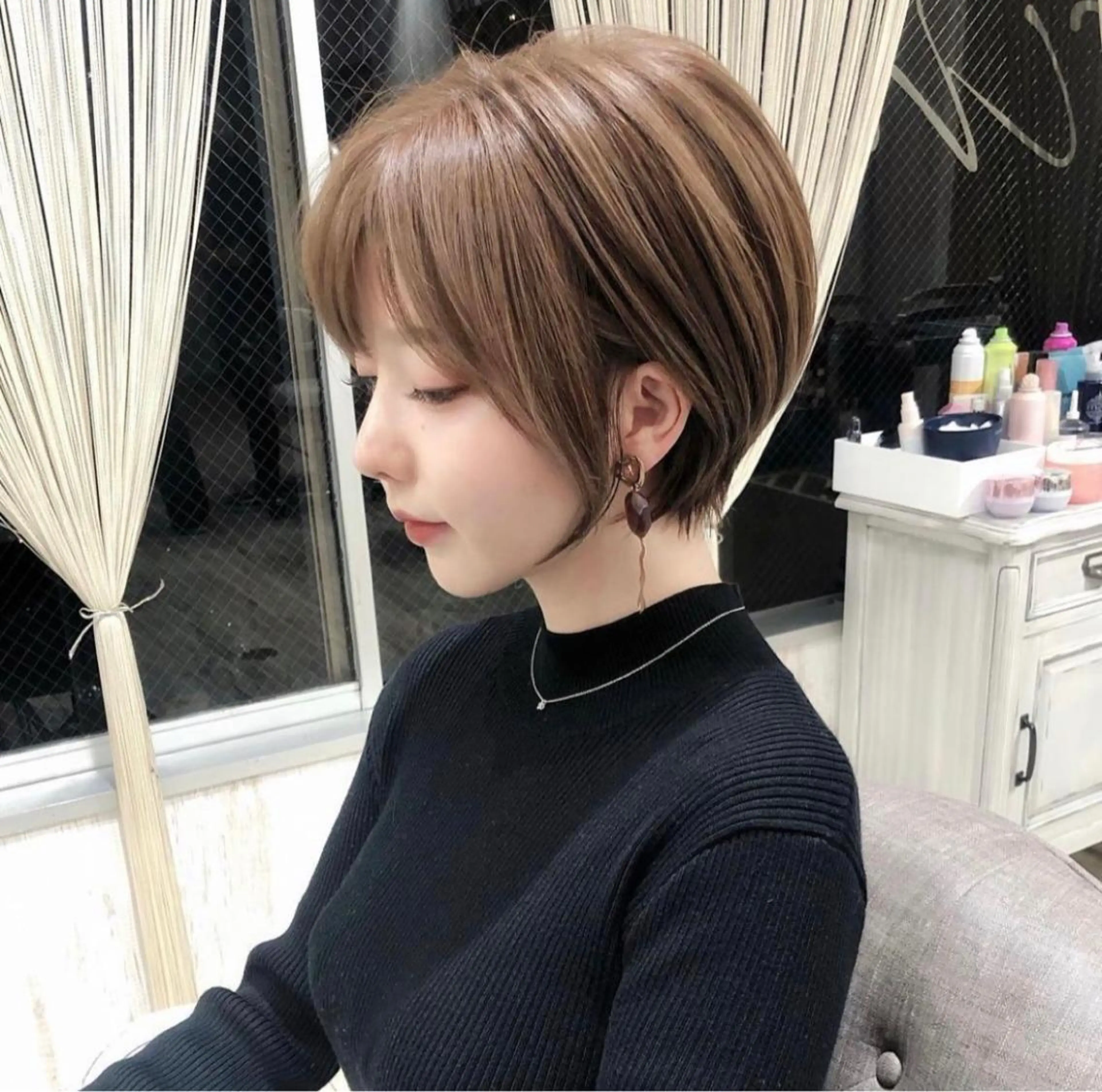 ショート カット 小野 明日香のヘアスタイル
