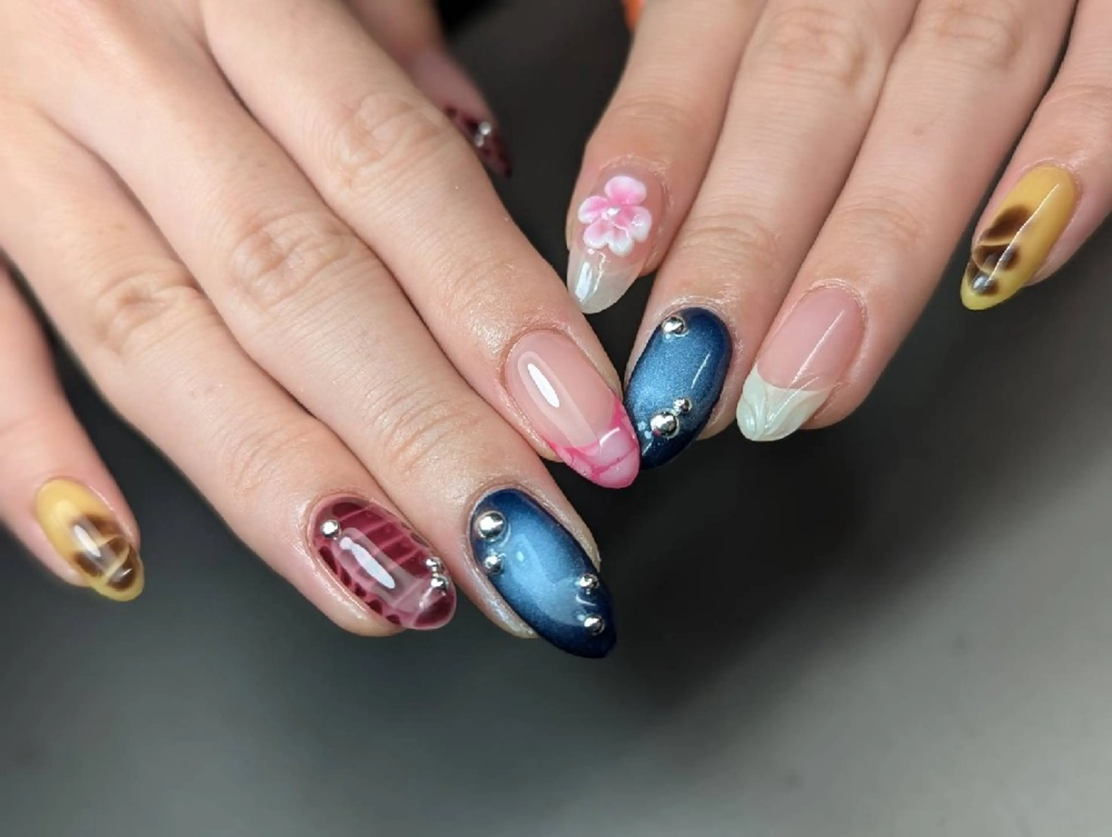 ネイル Nailsalon BEeR。のネイルデザイン