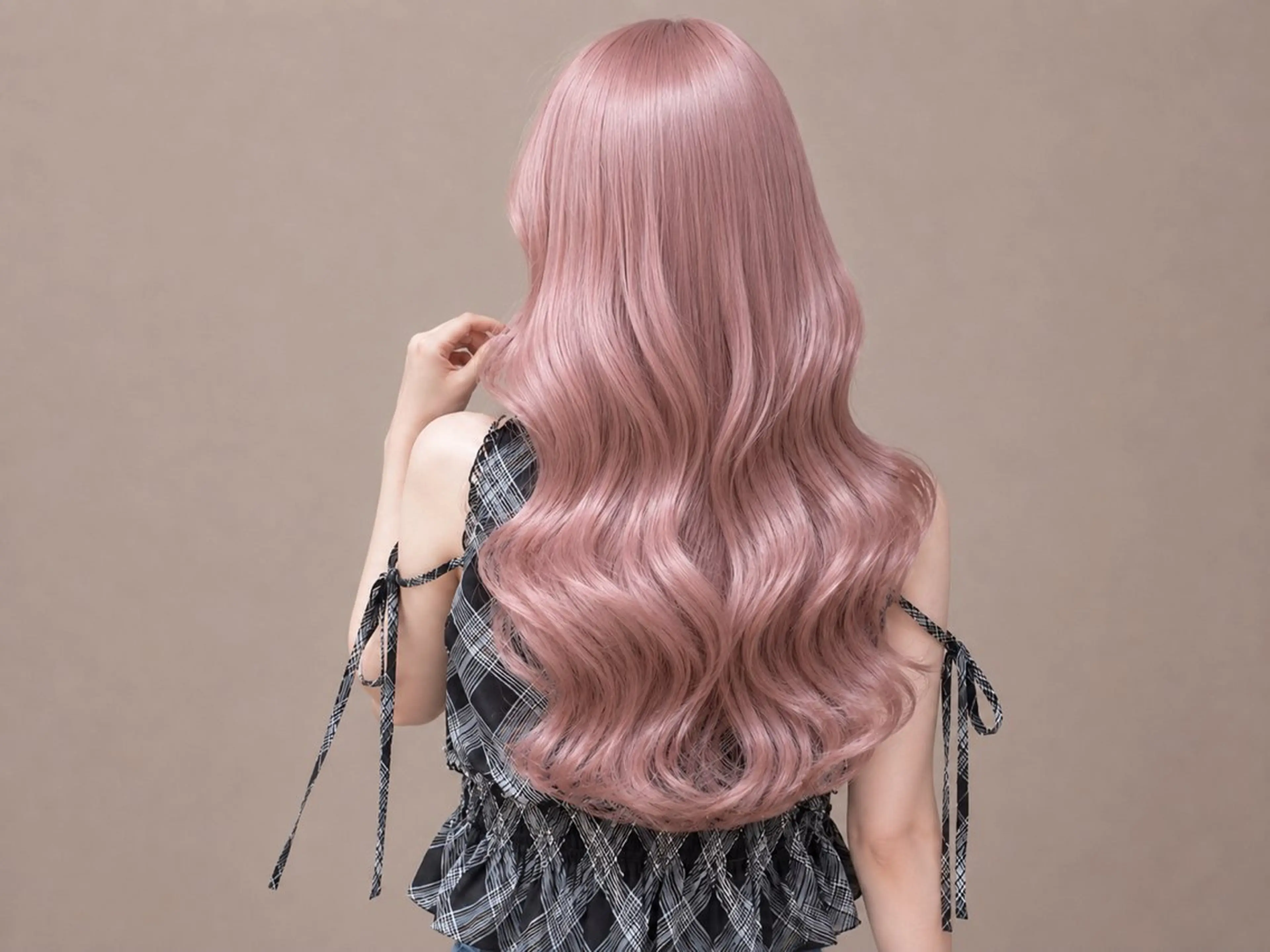 ロング カット ヘアカラー トリートメント wool TOKYO けいご[ブリーチ]のヘアスタイル