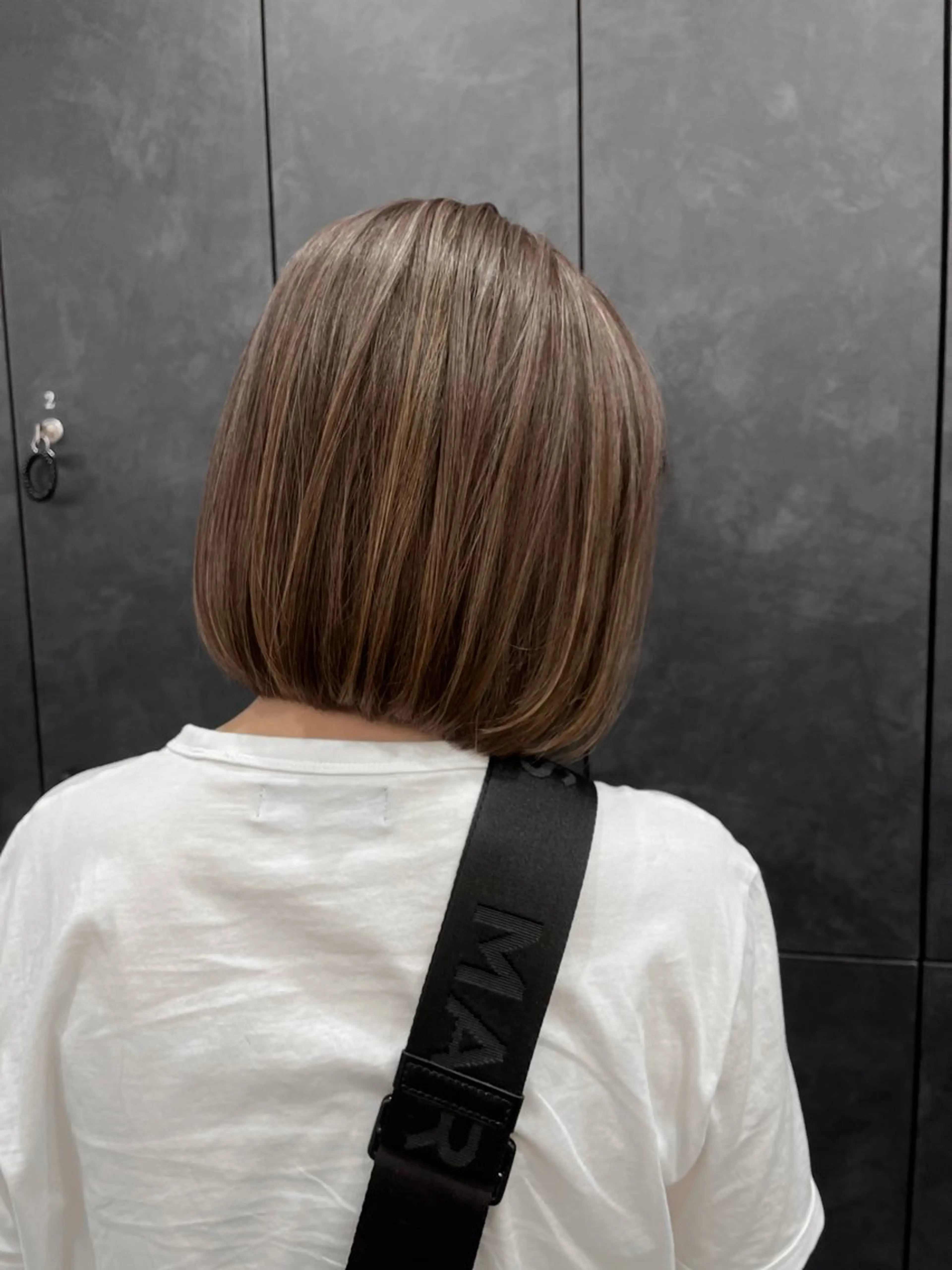 ミディアム Ｖｉｏｔ  銀座 樋口 桃佳のヘアスタイル