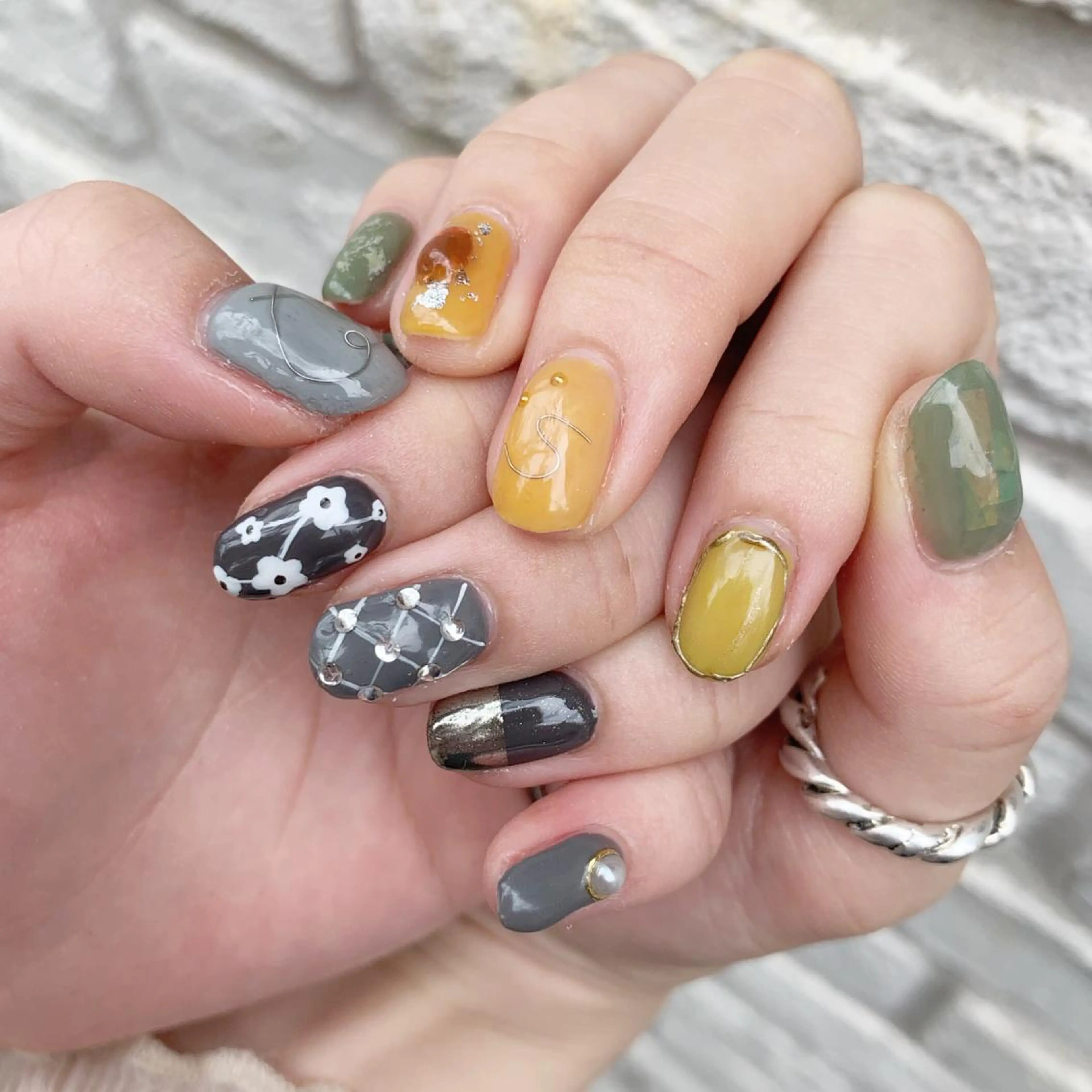 ネイル ヤマダ サクラのヘアスタイル