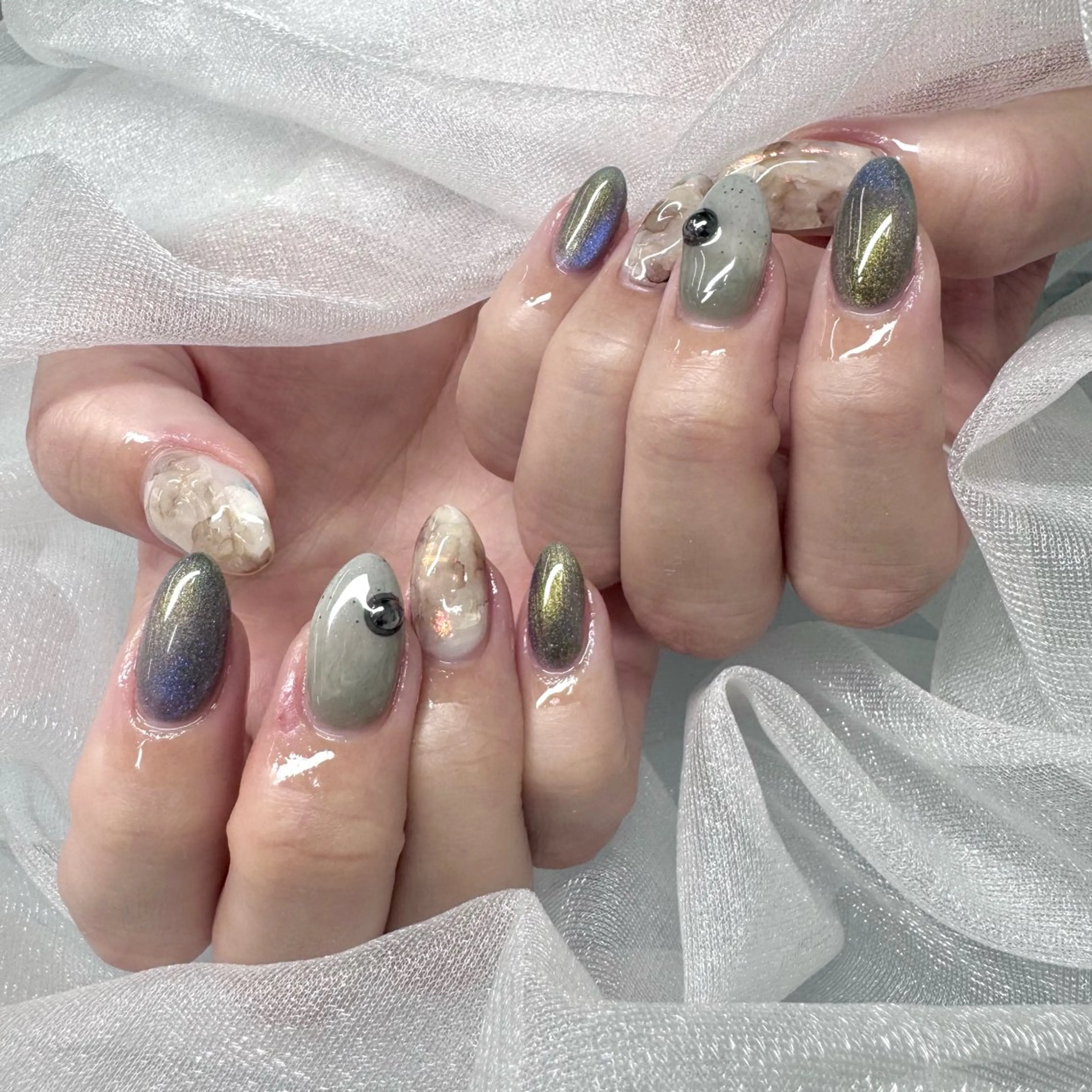 ネイル 山岸 夏菜のネイルデザイン