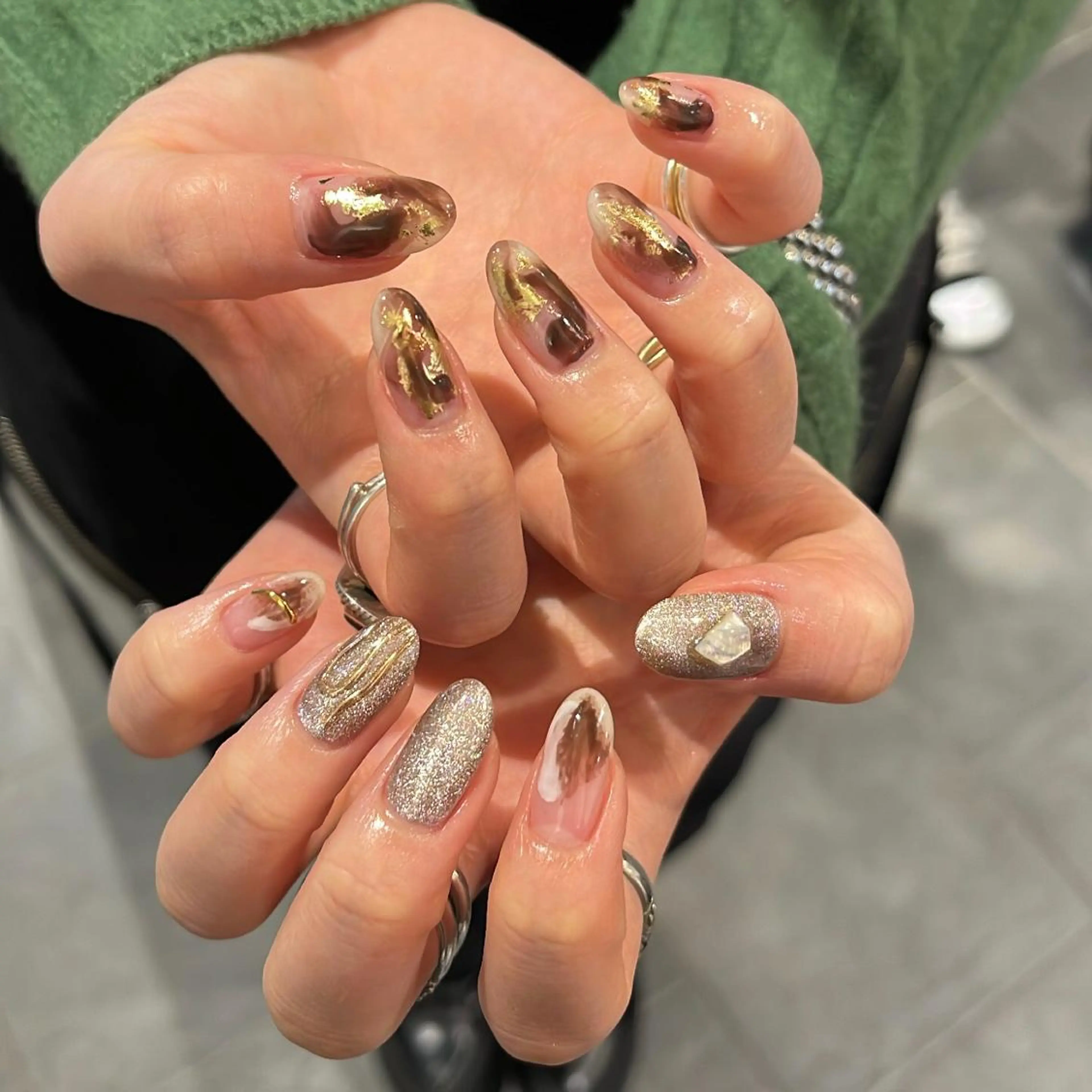 ネイル 鈴木 里奈のネイルデザイン