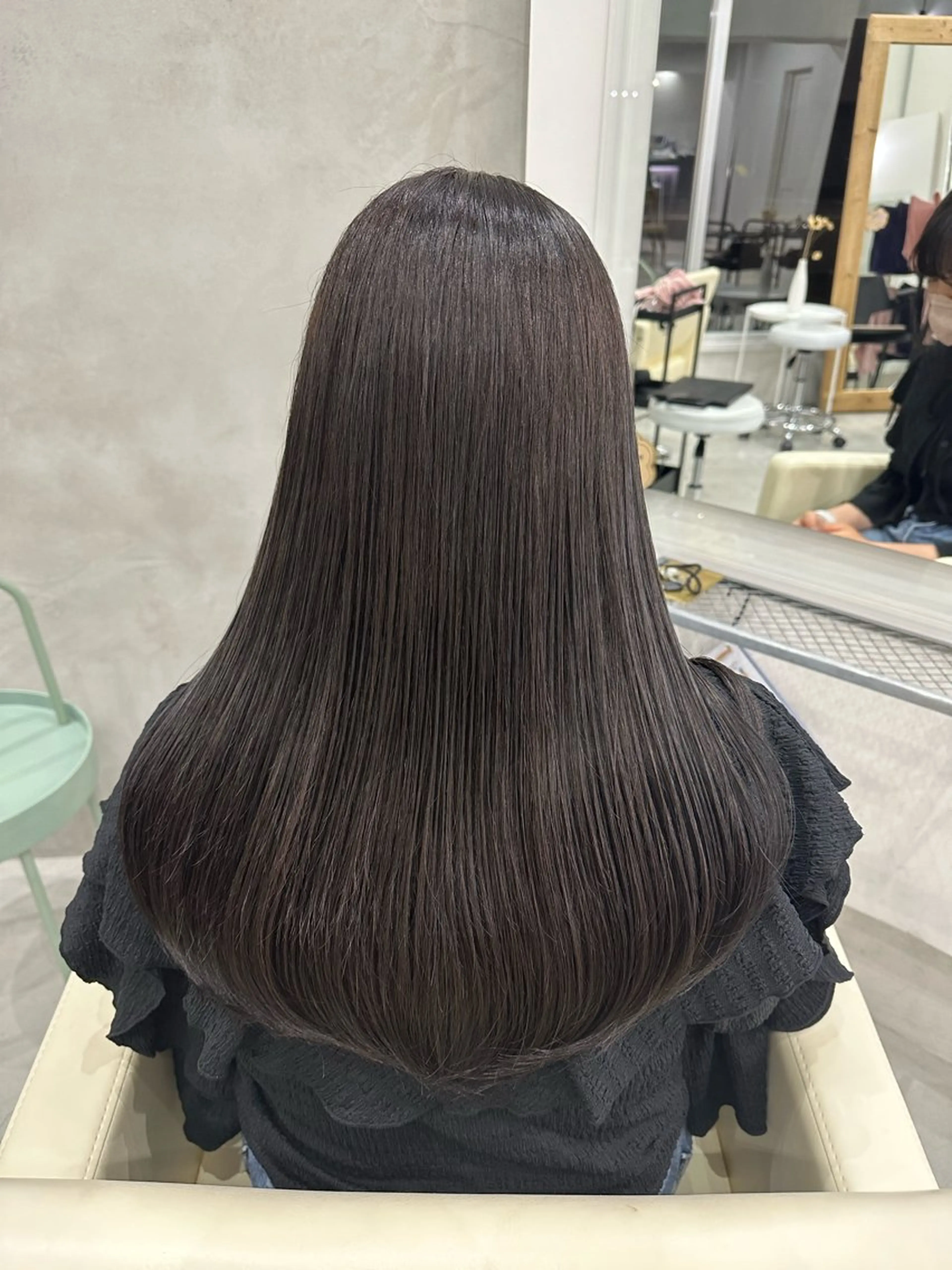 ロング カラー さあや 【透け感/艶感】のヘアスタイル