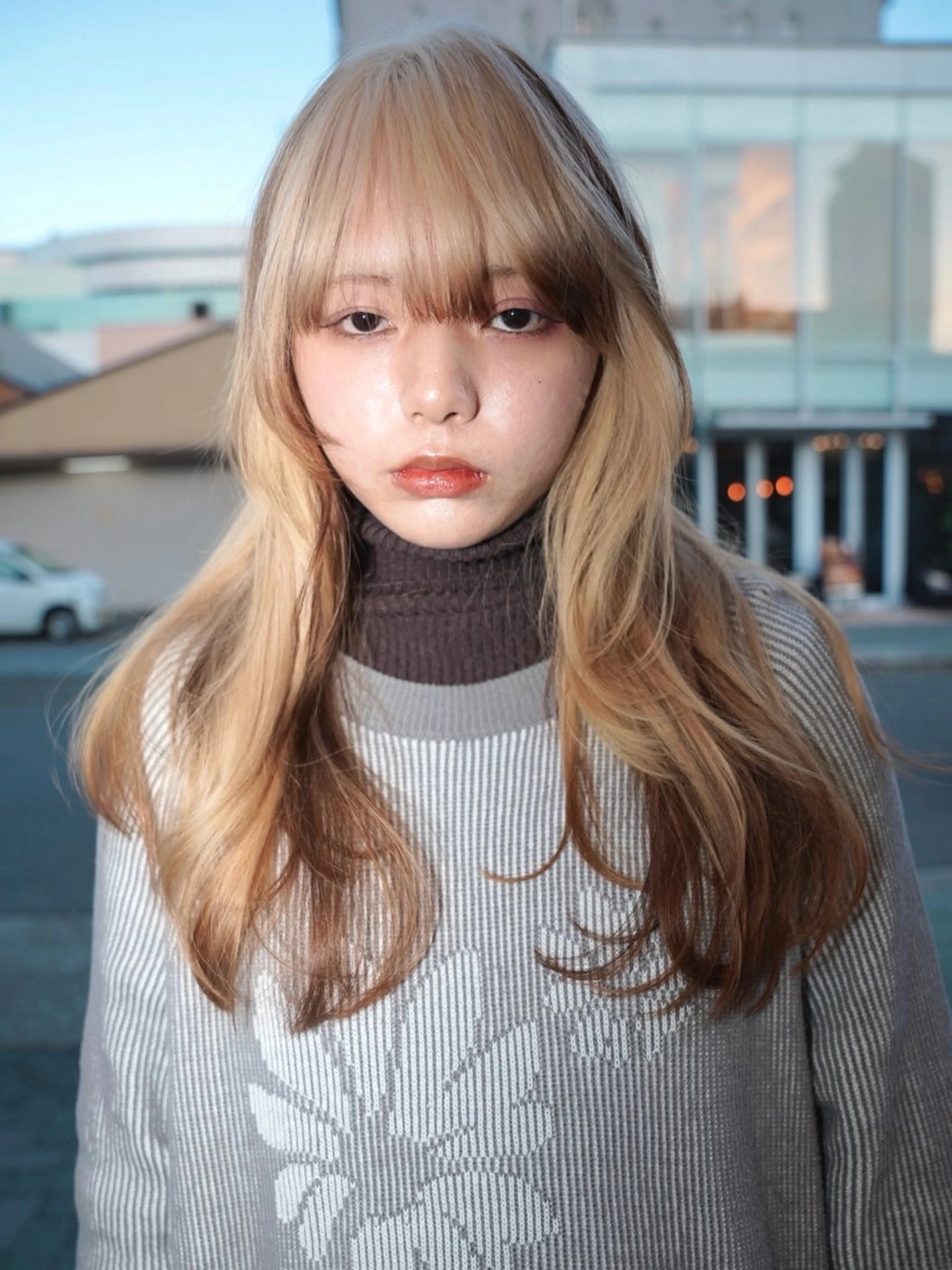 ロング カラー ブリーチ カット ヘアカラー トリートメント Kaito🐶/ボブ /レイヤー/デザインのヘアスタイル
