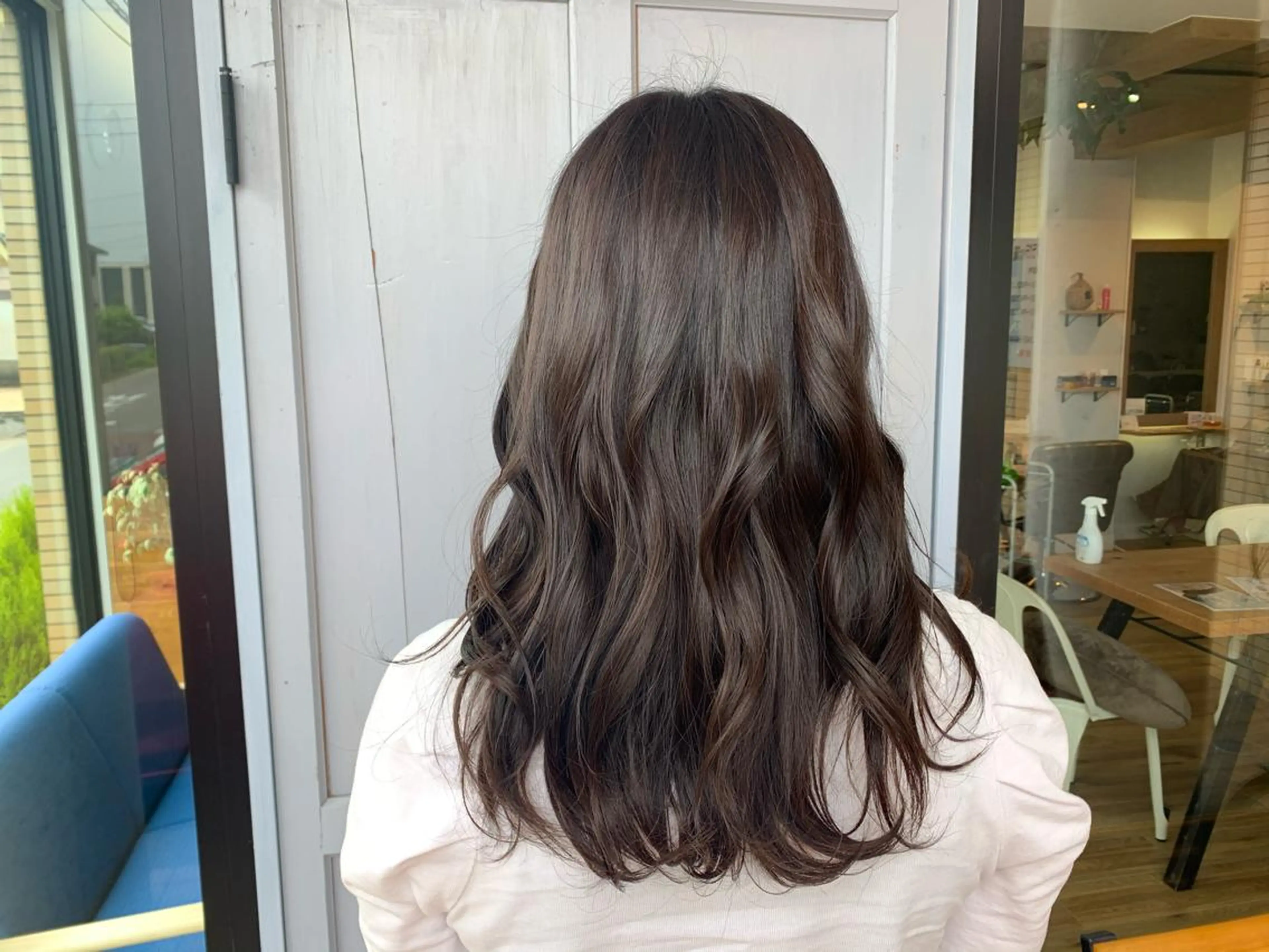 ロング カラー 透明感カラー ツキダテ ユイのヘアスタイル