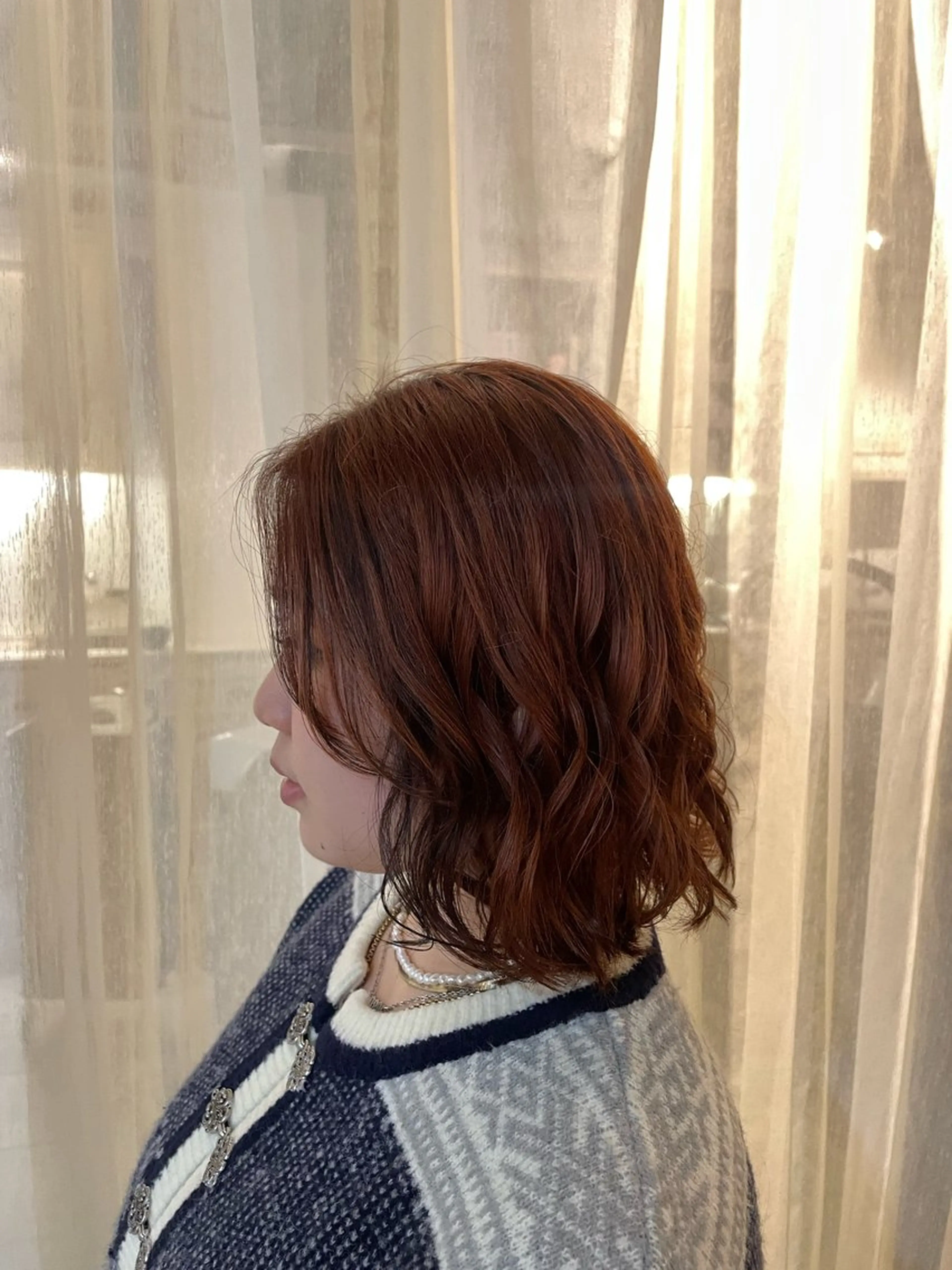 ミディアム 藤原 百花のヘアスタイル