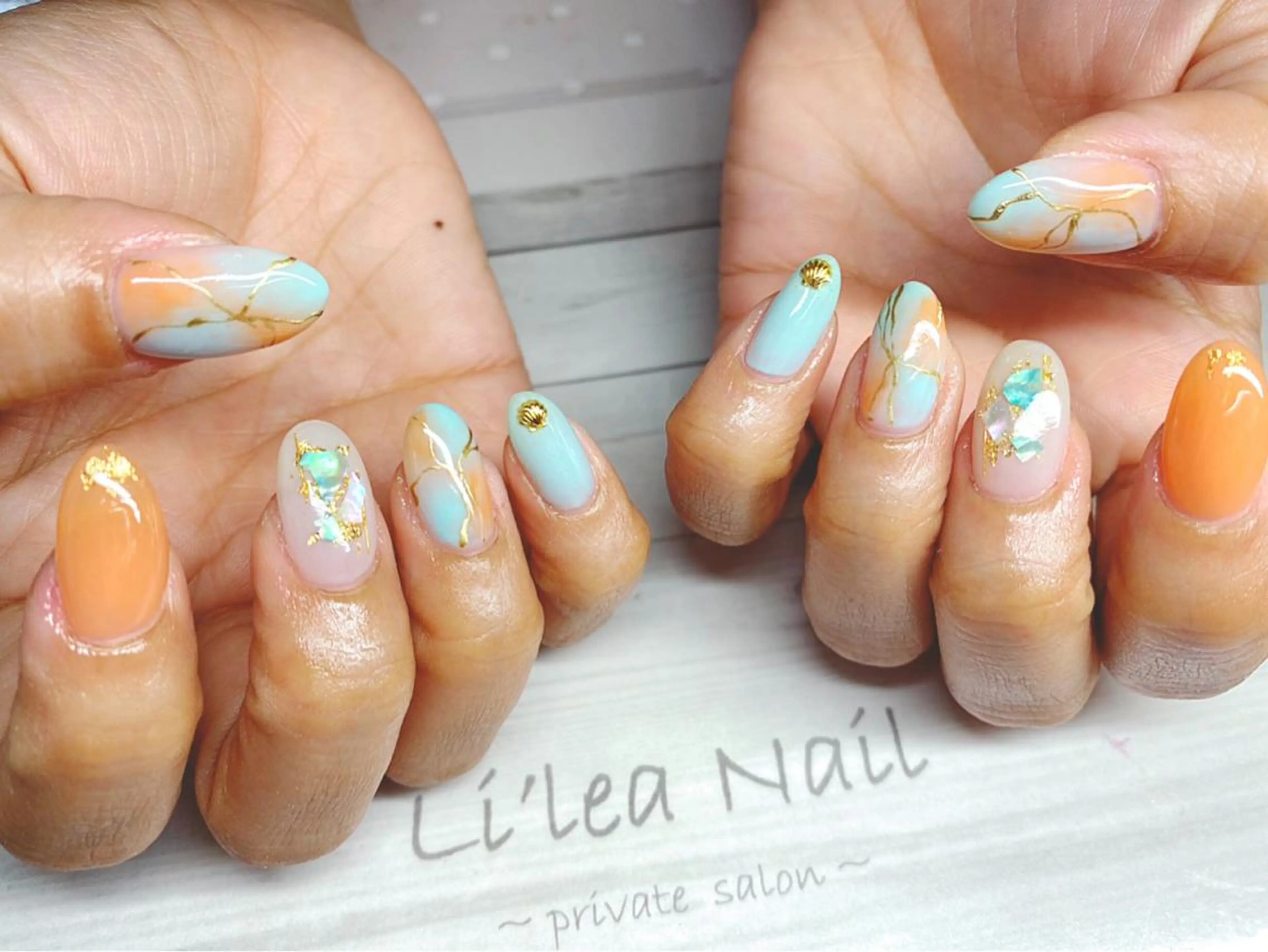 ネイル Li'leaNail AINAのネイルデザイン