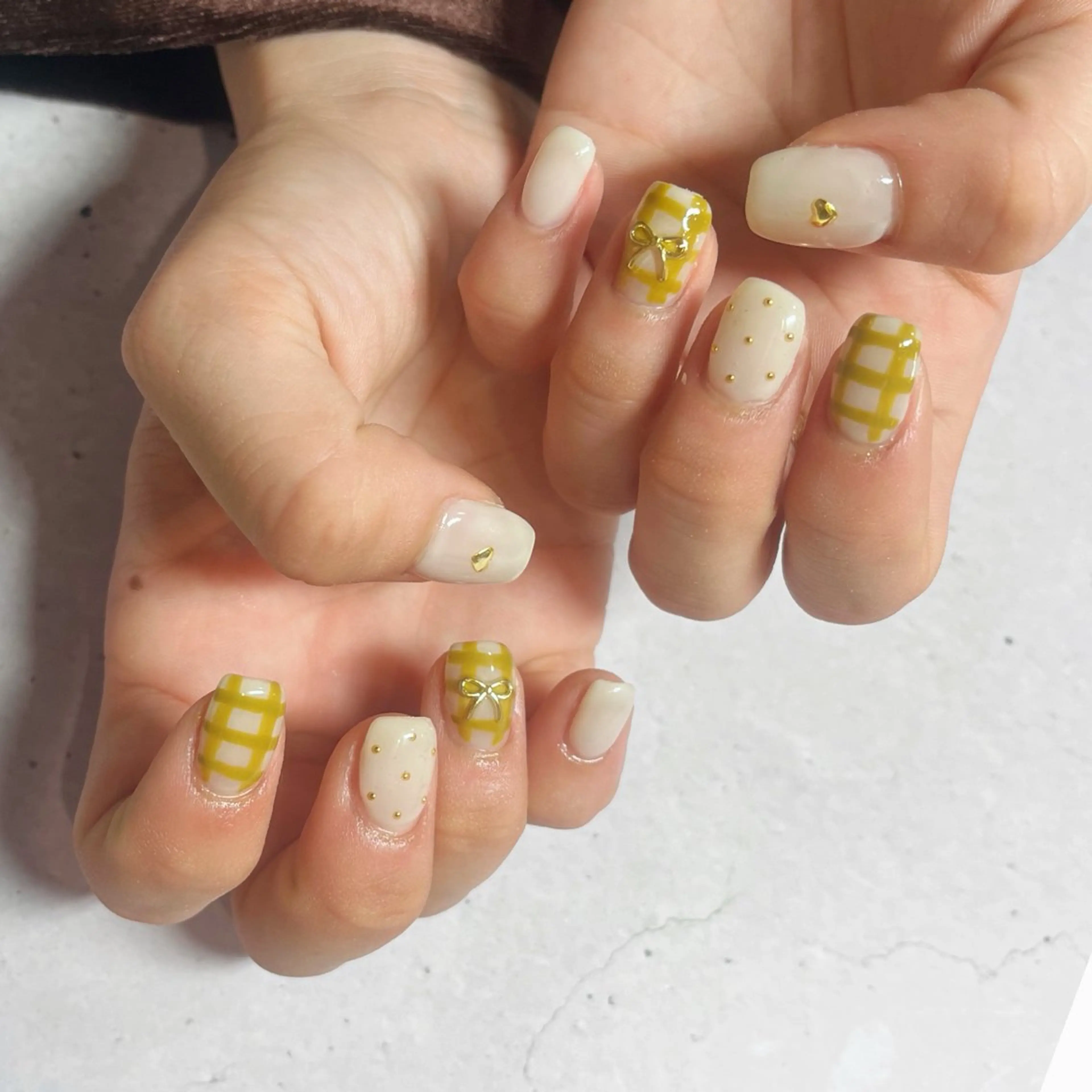 ネイル リボン ハンドネイル nail patio 新越谷 yukiのネイルデザイン