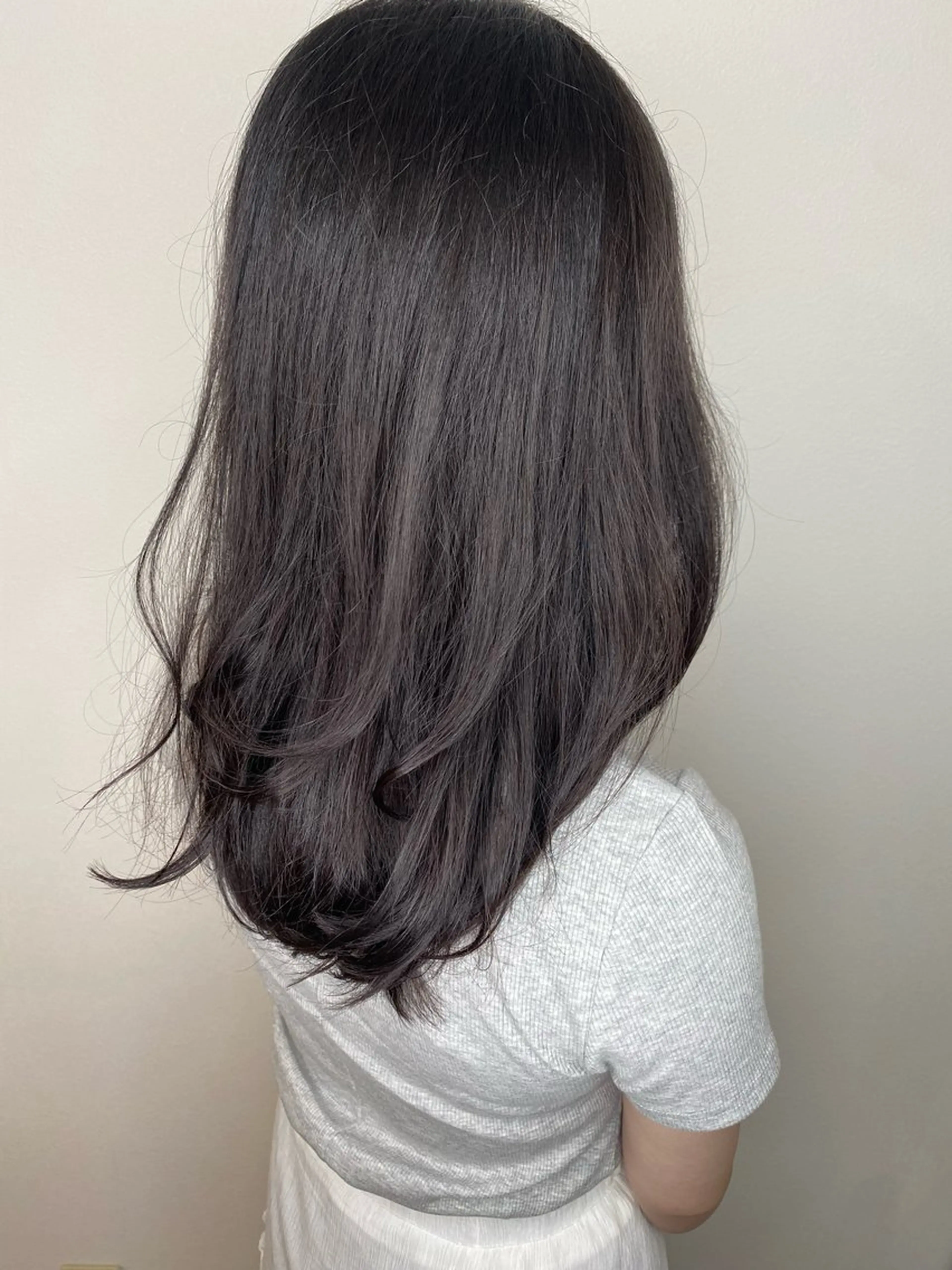 セミロング カラー レイヤーカット カット ヘアカラー トリートメント Hiroshi ヒロシのヘアスタイル