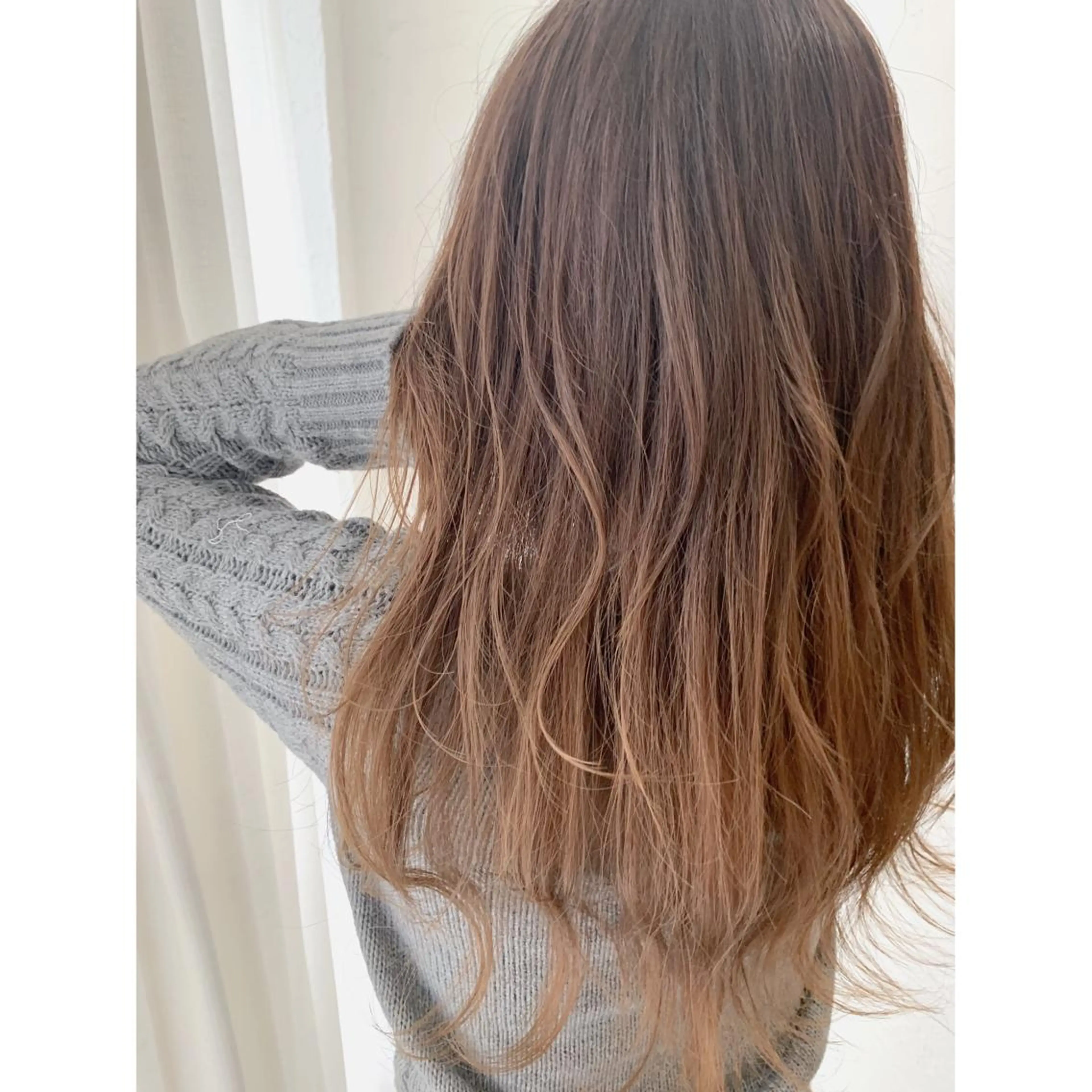 ロング カラー fio マナミのヘアスタイル