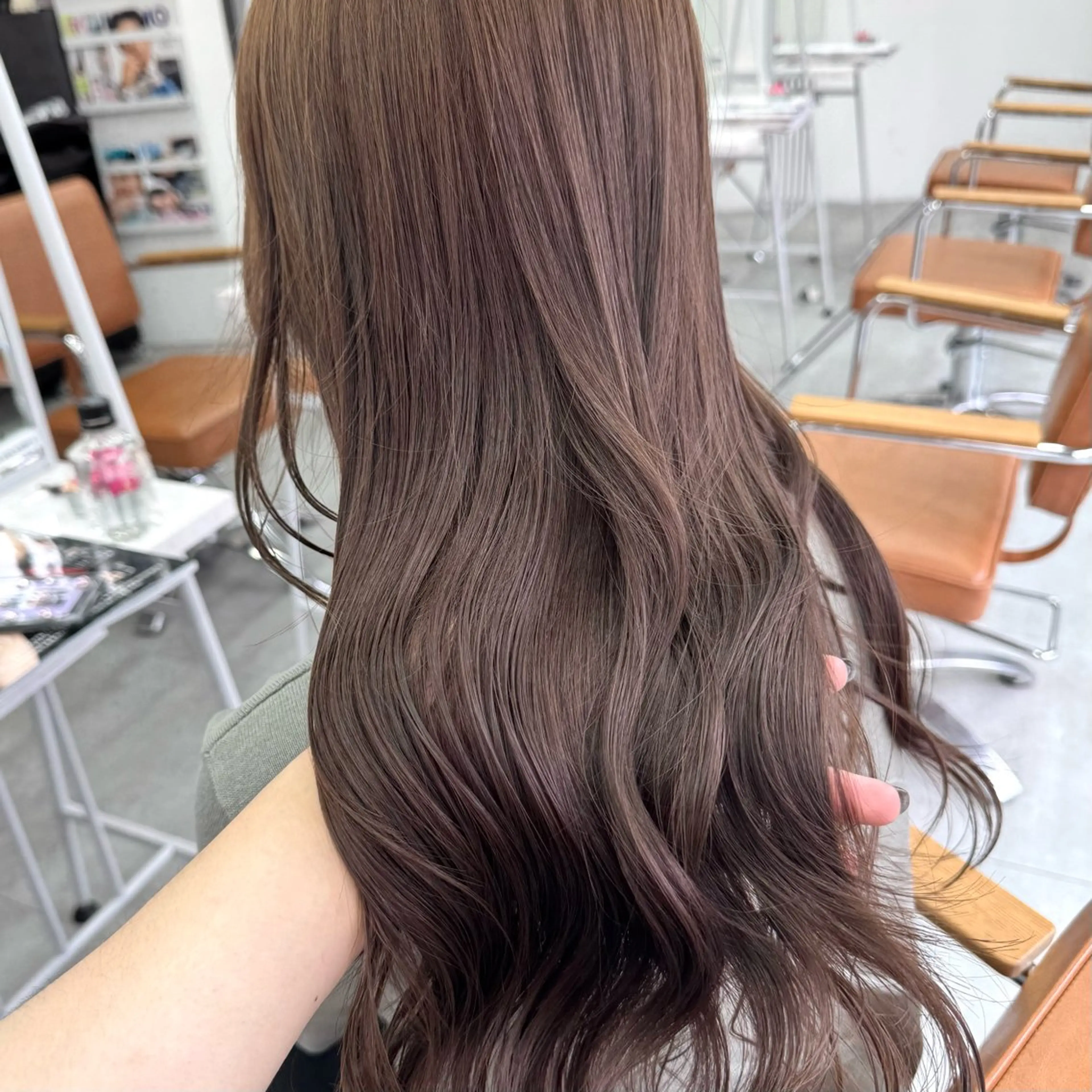 ロング カラー ヘアアレンジ ヘアカラー ブリーチなしカラー /新百合ヶ丘/安形翔のヘアスタイル