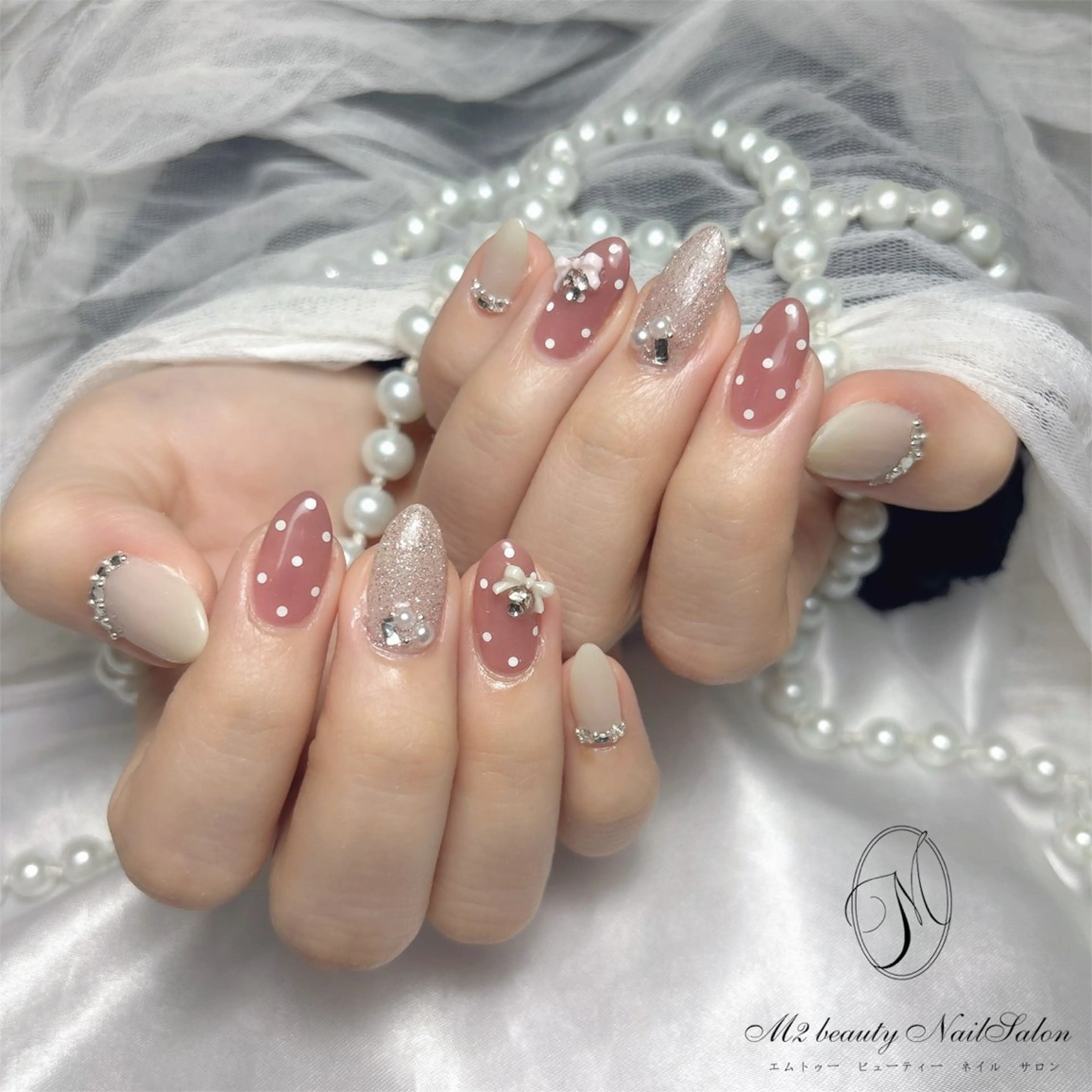 ネイル ハンドネイル M2 BEAUTY Rionのネイルデザイン