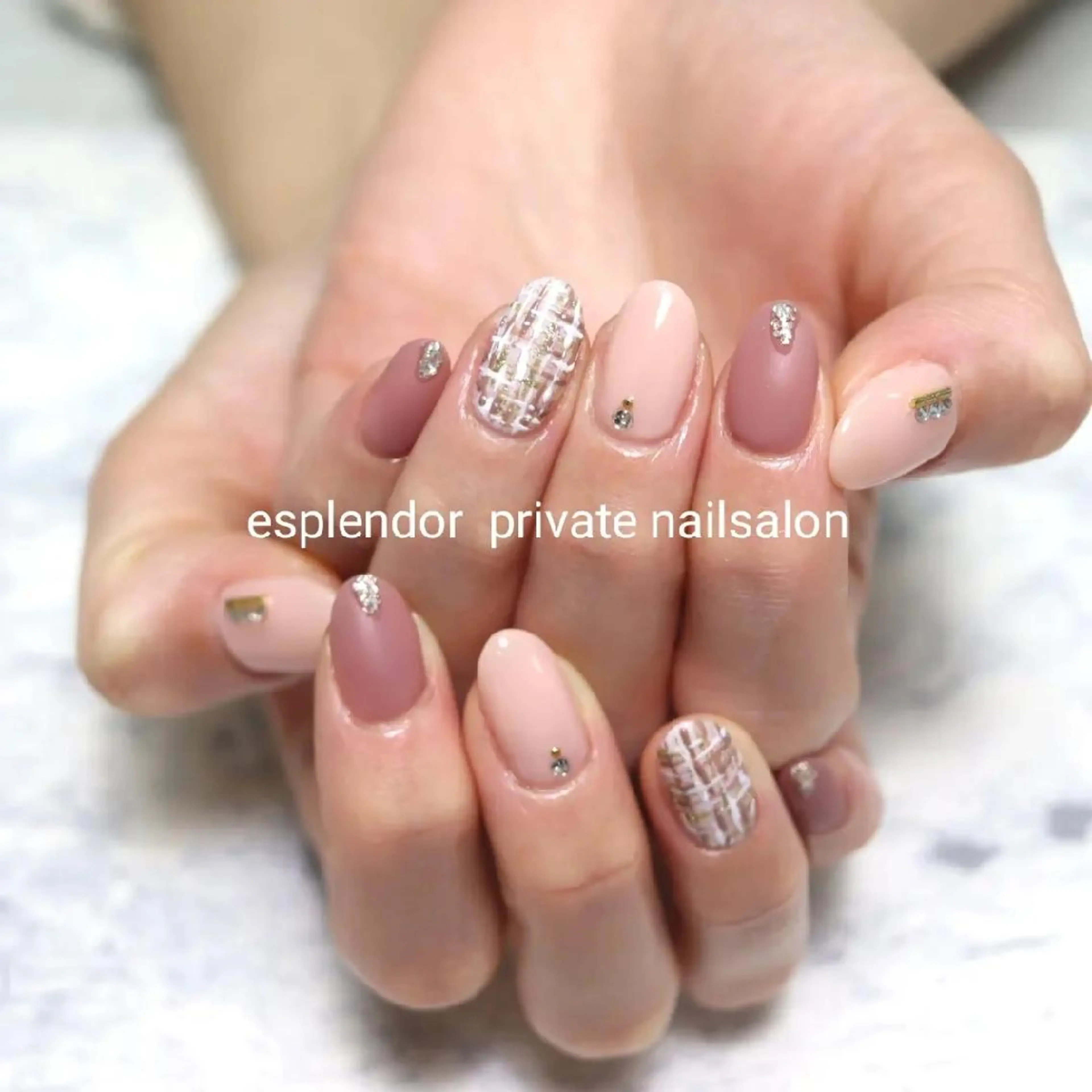 ネイル ブラウン ピンク 春ネイル ハンドネイル ハンドケア esplendor  エスプレンドル所属・esplendor  小野寺のネイルデザイン