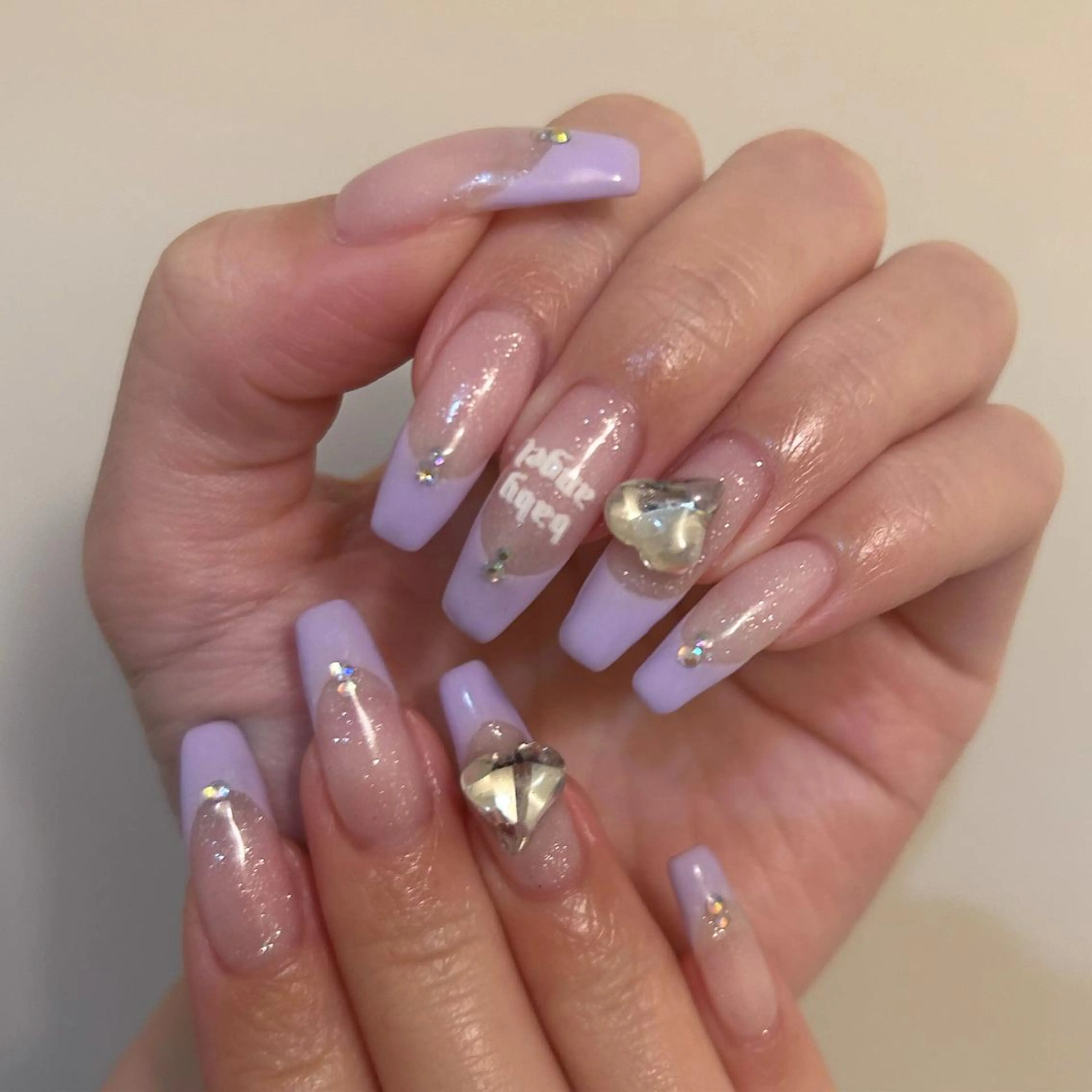 ネイル ハンドネイル ViViA momokaのネイルデザイン