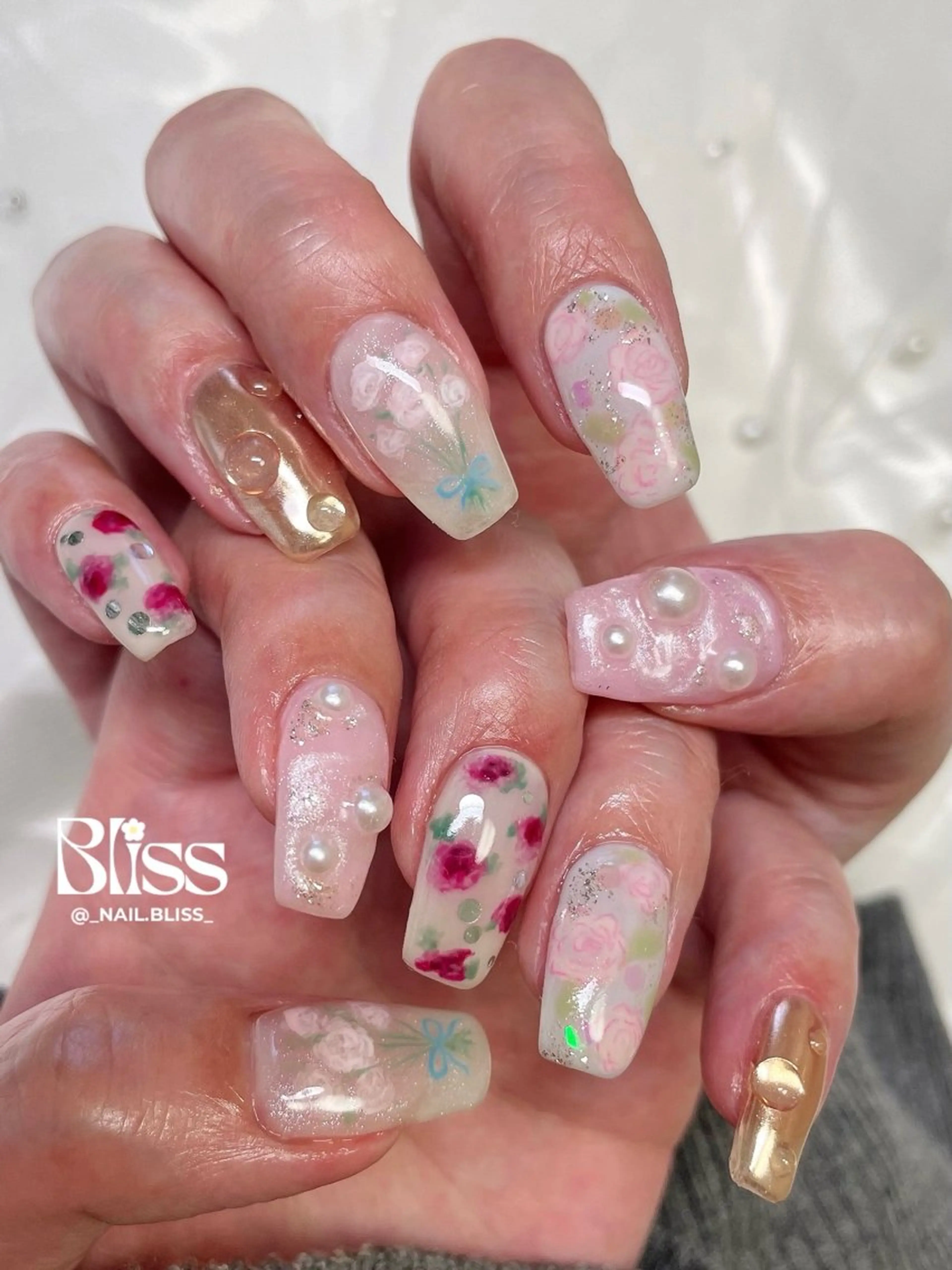 ネイル 持ち込み ハンドネイル NAIL BLISSのネイルデザイン