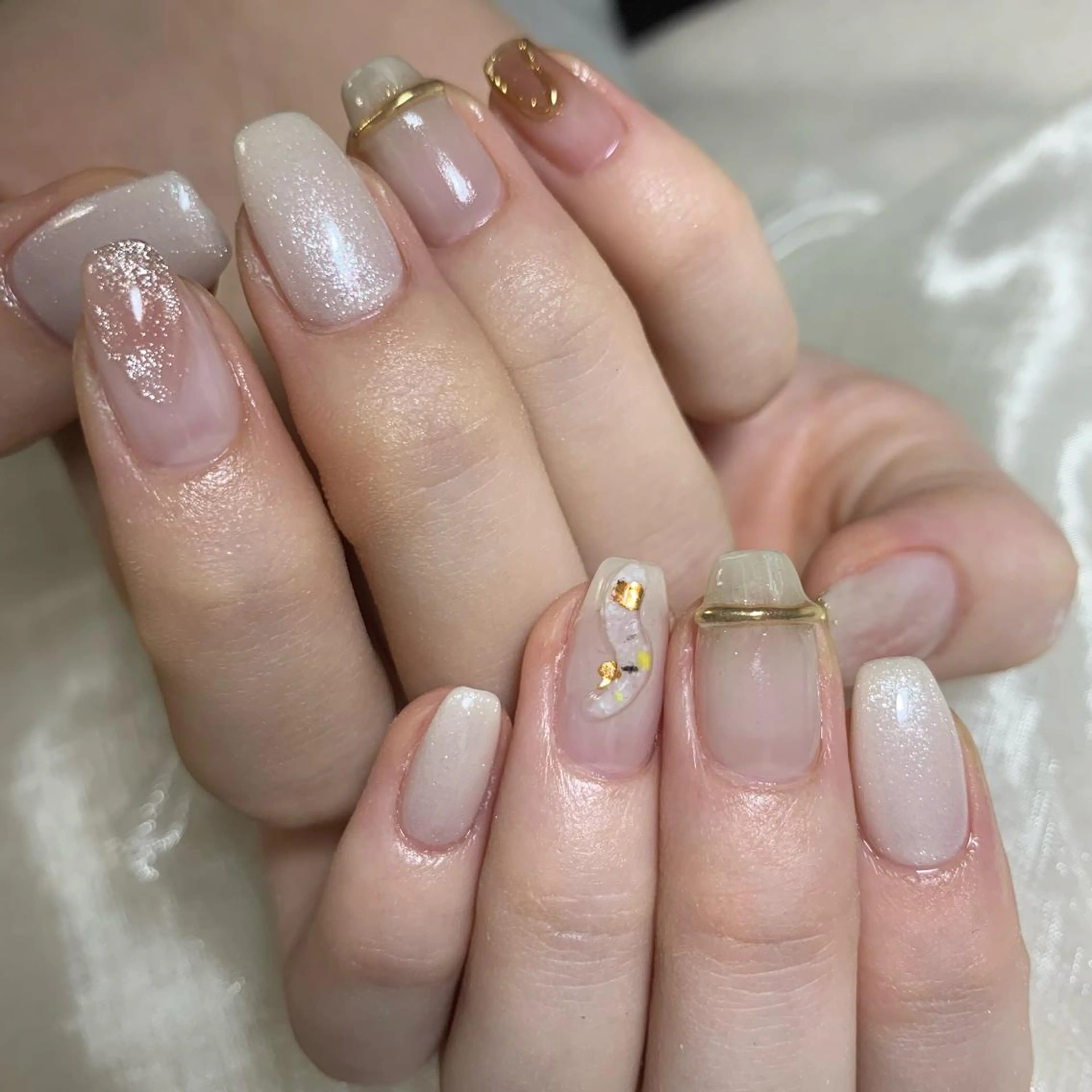 ネイル ハンドネイル 里見 麗のネイルデザイン