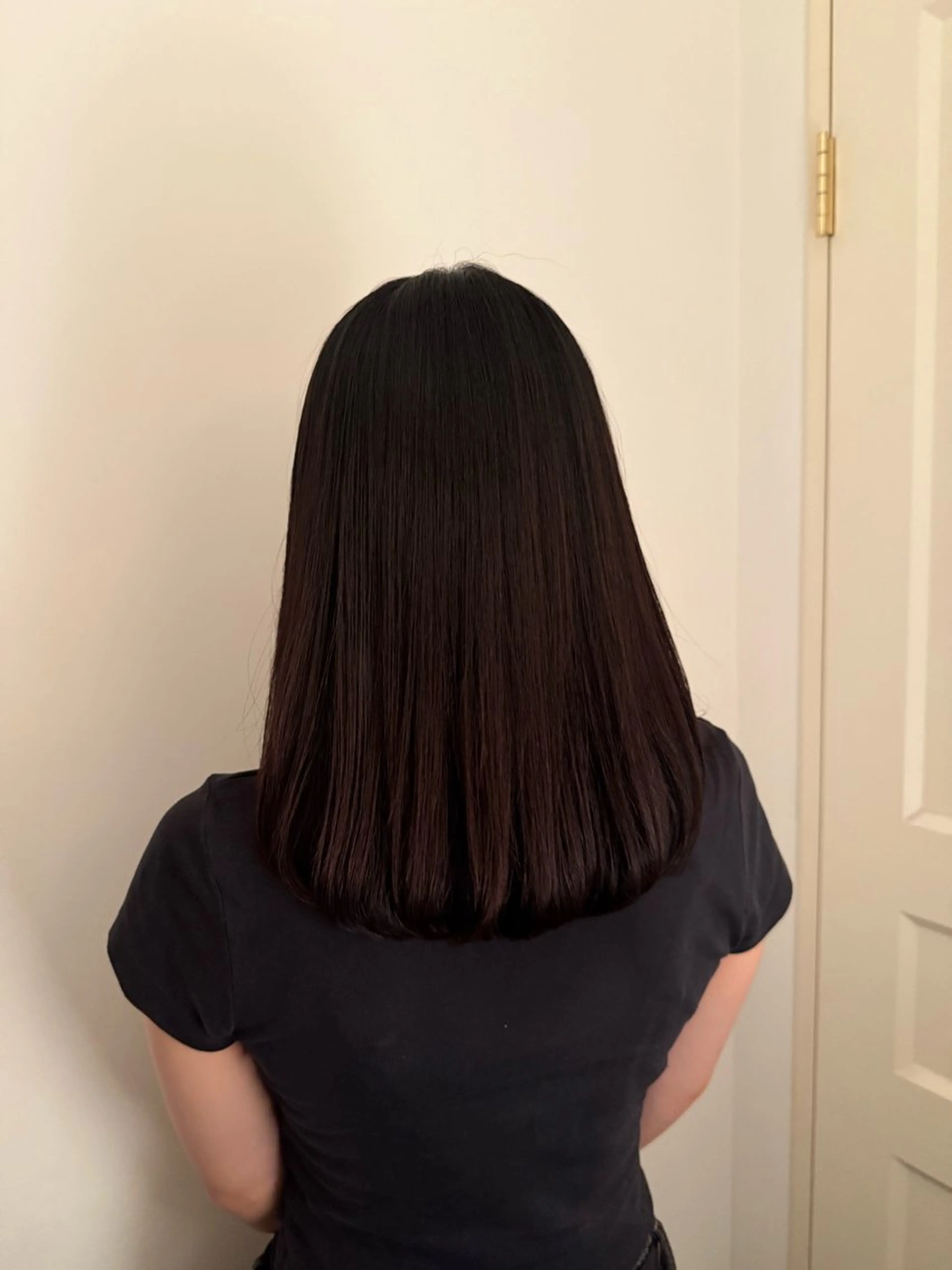 ミディアム 小野 希奈のヘアスタイル