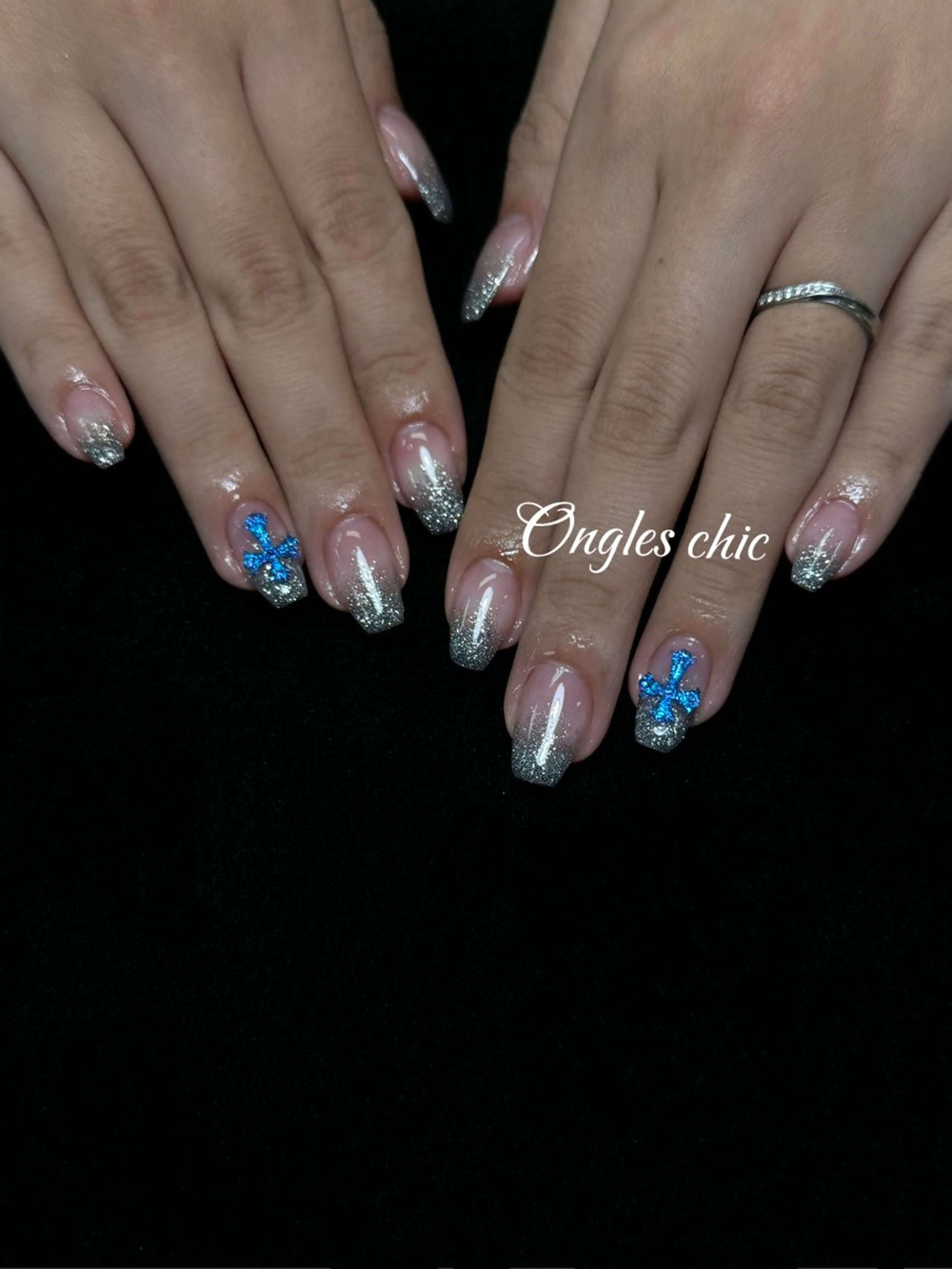 ネイル ハンドネイル ongles chicのネイルデザイン