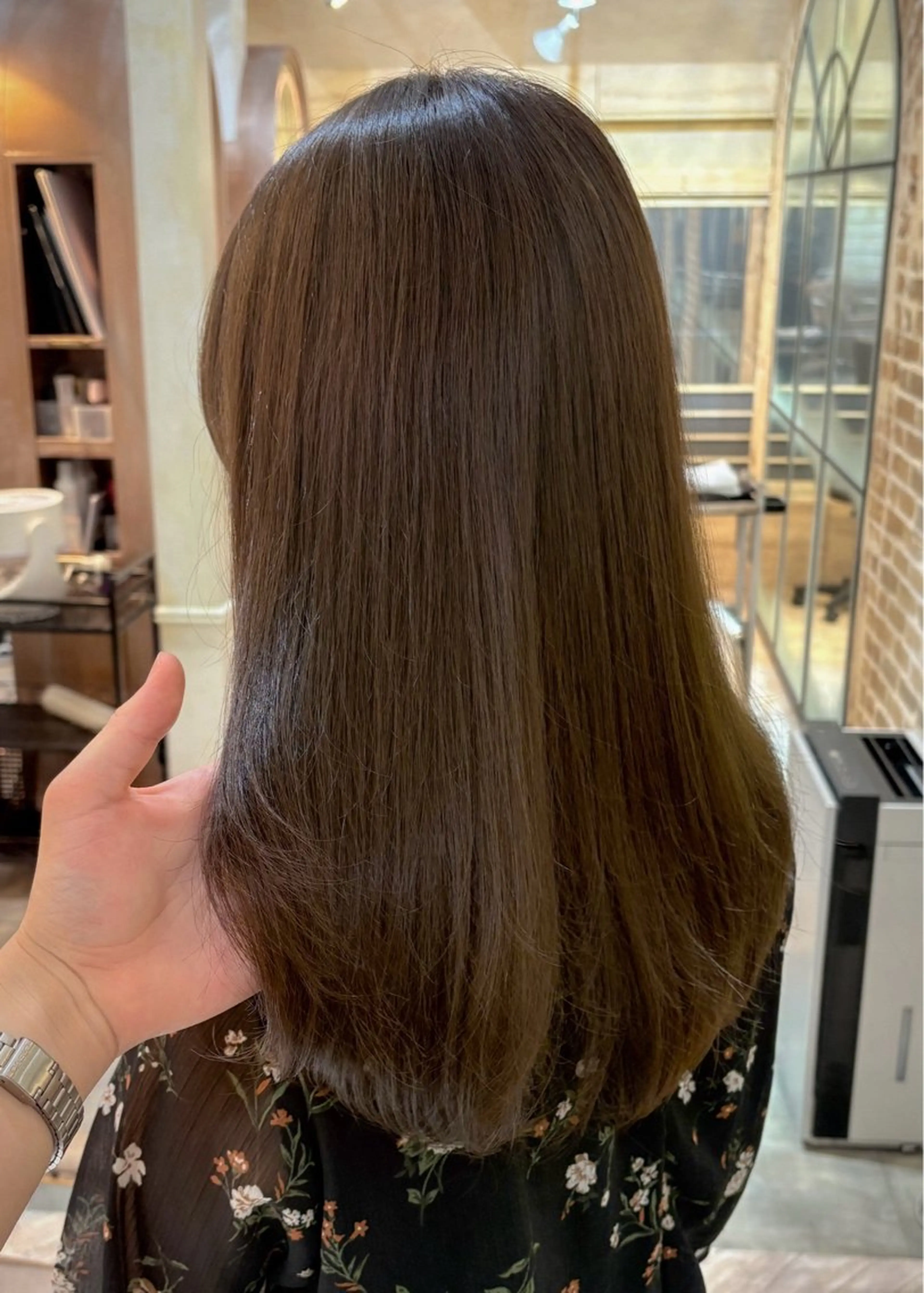 コラーゲンプレミアム超音波ハホニコW Trカラーカット【ケア度★★★★★★】の写真