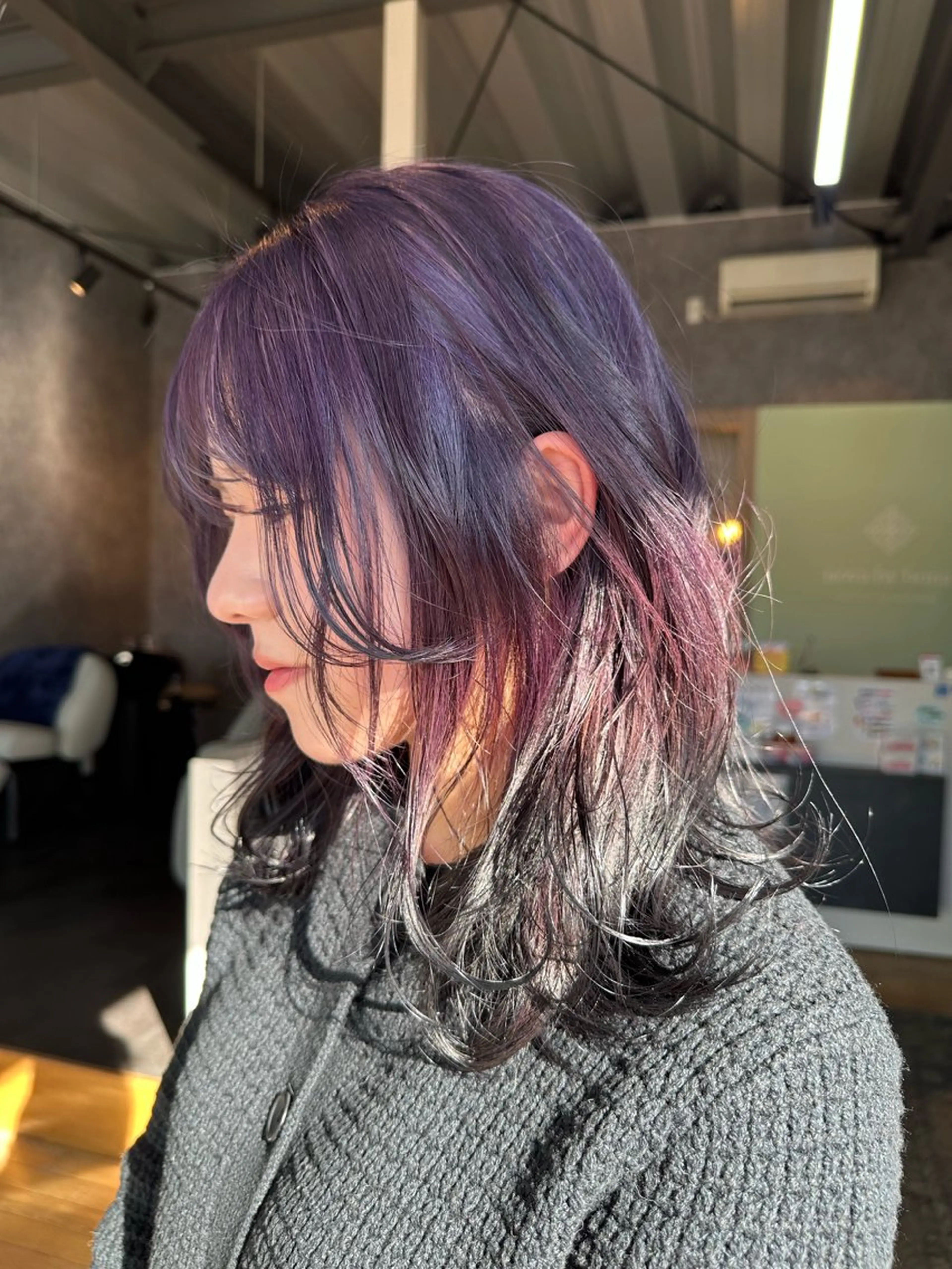 セミロング ヘアカラー 坂庭 美夢のヘアスタイル