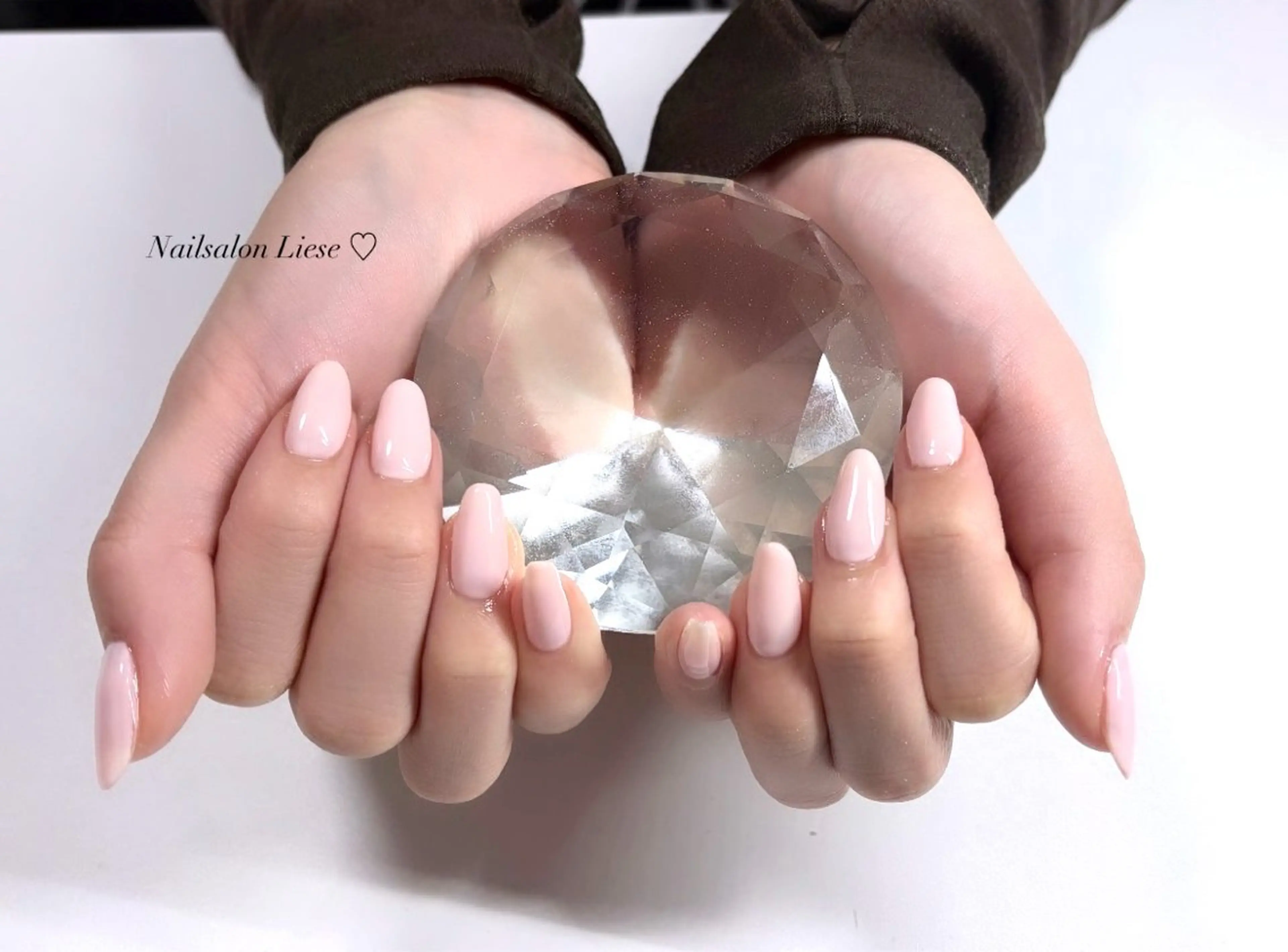 ネイル ハンドネイル 𝐋𝐢𝐞𝐬𝐞 𝐘𝐔𝐈のネイルデザイン