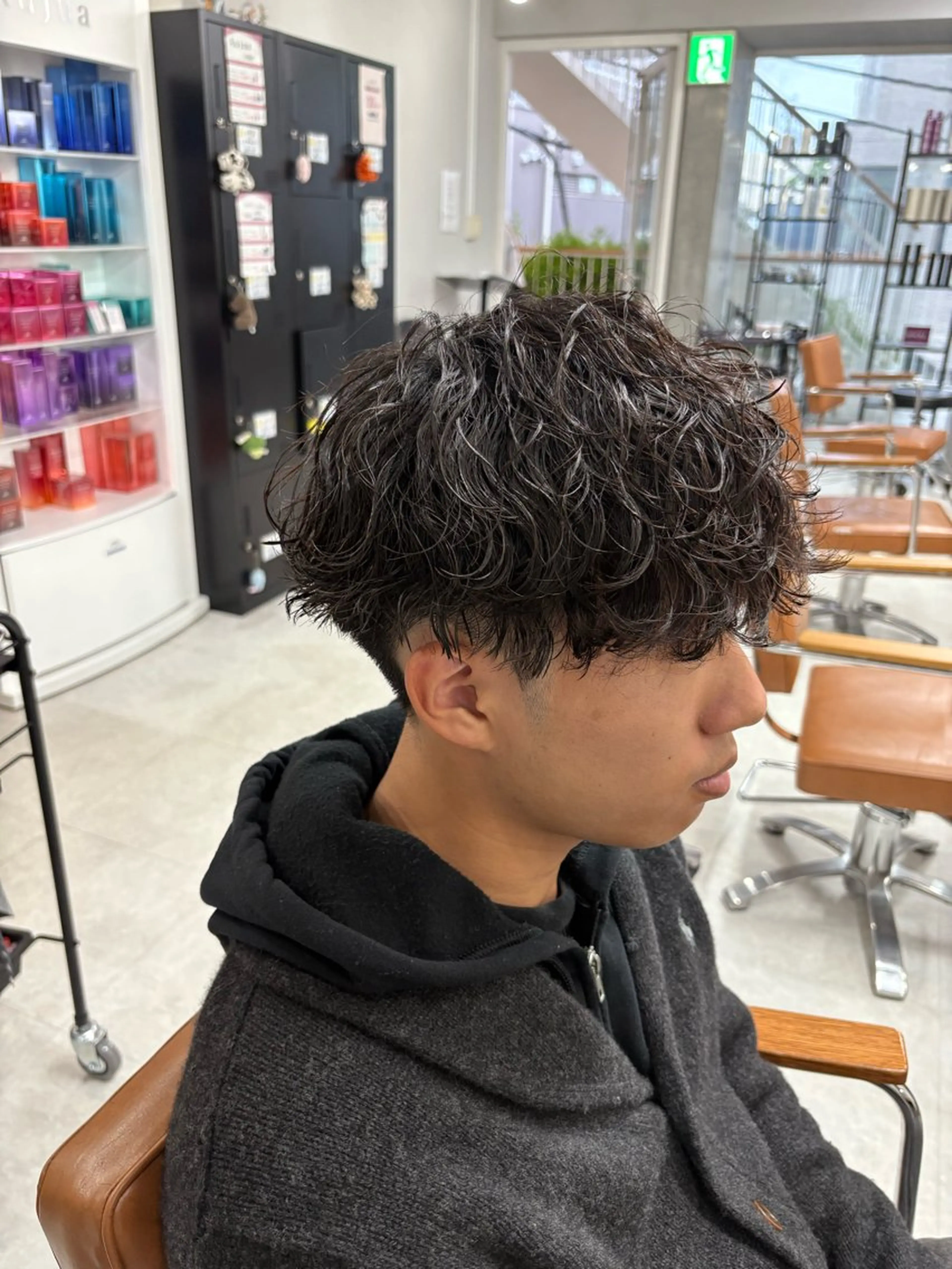 パーマ メンズ メンズパーマ 波巻きパーマ メンズパーマ特化 園田　楓莉のヘアスタイル