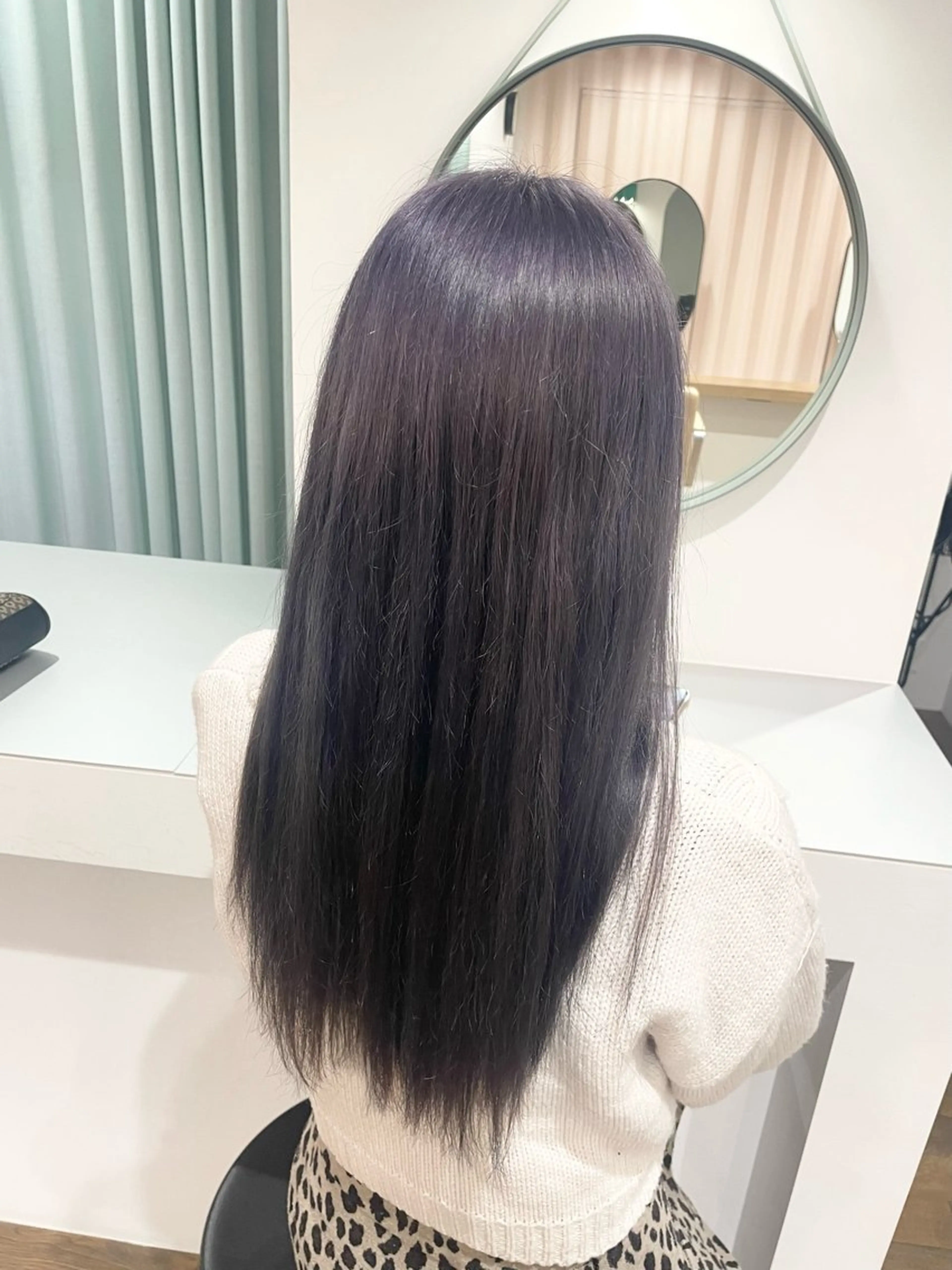 ロング ヘアカラー lutz／ MIONのヘアスタイル