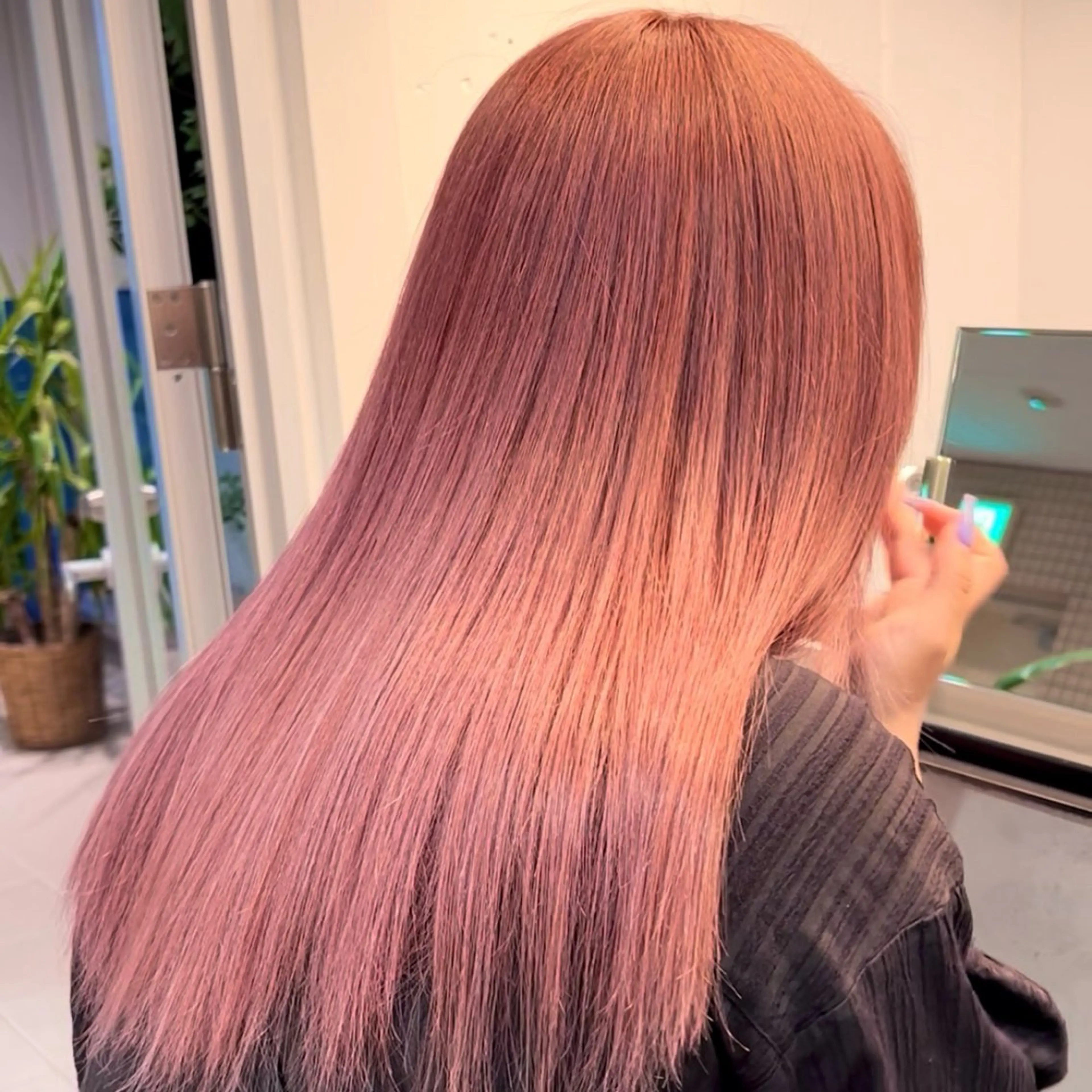 セミロング カラー ベージュカラー ピンクカラー ピンクベージュ ヘアカラー トリートメント 🪄あべいくみ レイヤー、メンズ🌙のヘアスタイル