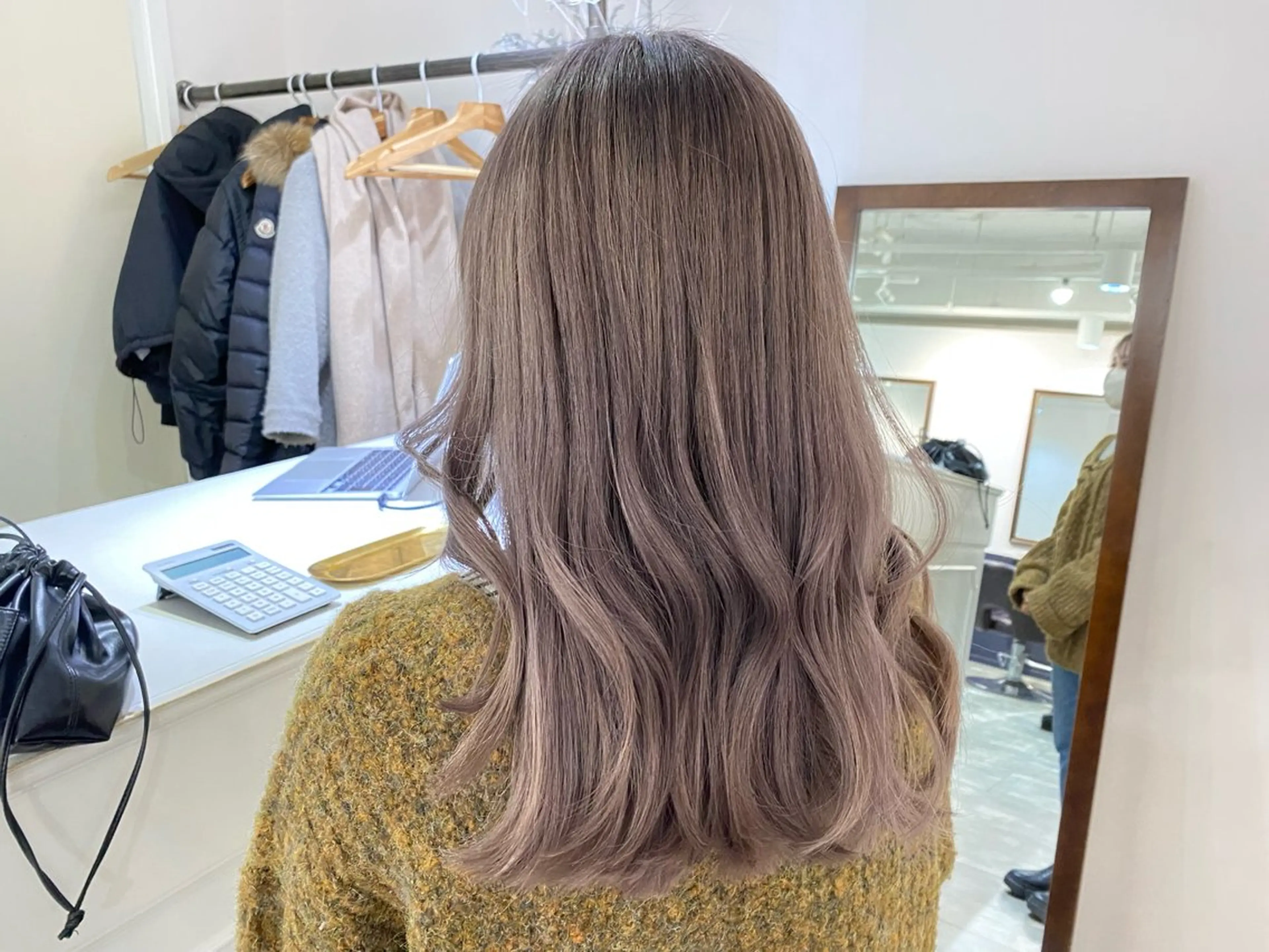 ロング ili 梅田のヘアスタイル