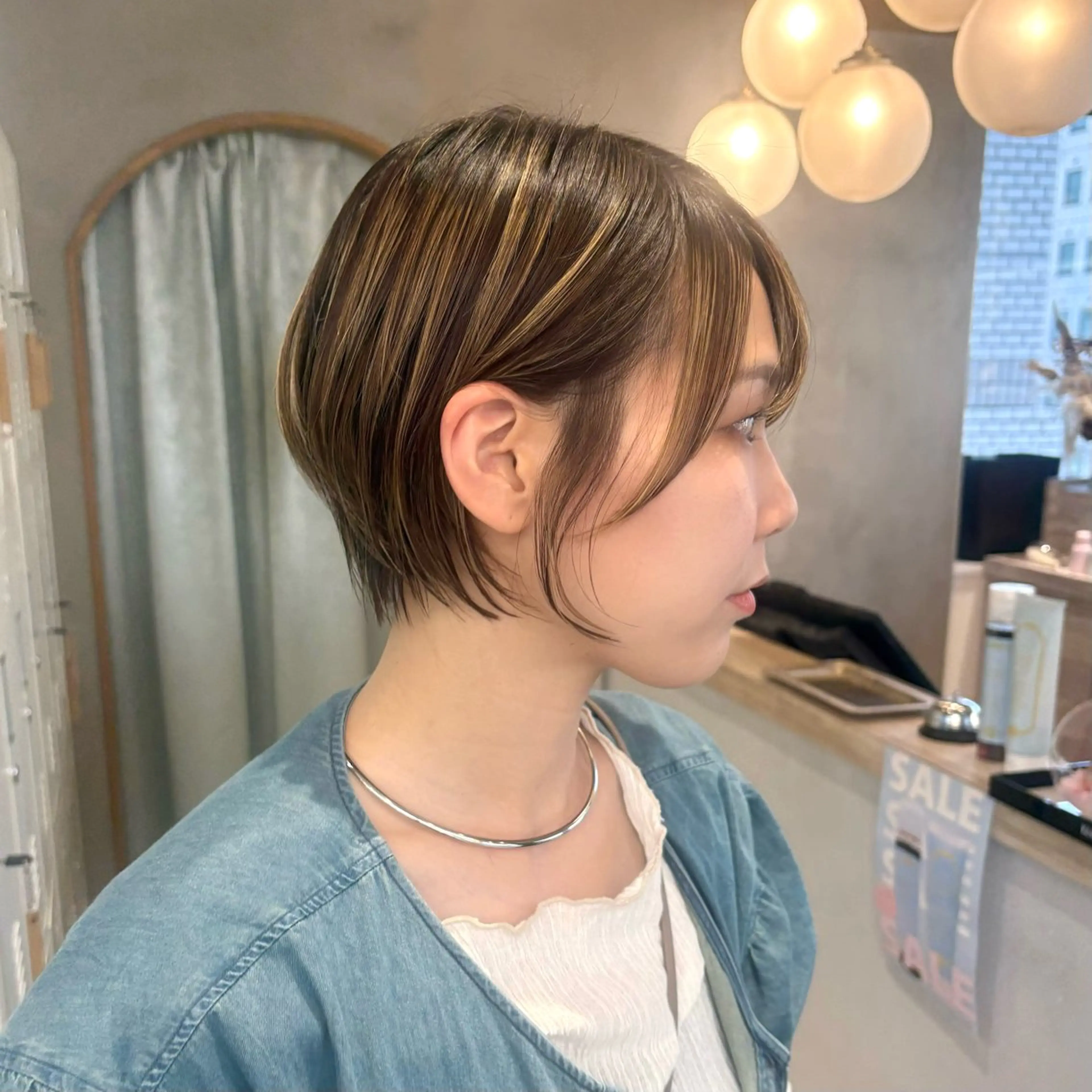 ショート カット ヘアカラー トリートメント オリーブベージュ/シ ョートボブたまき🧡のヘアスタイル