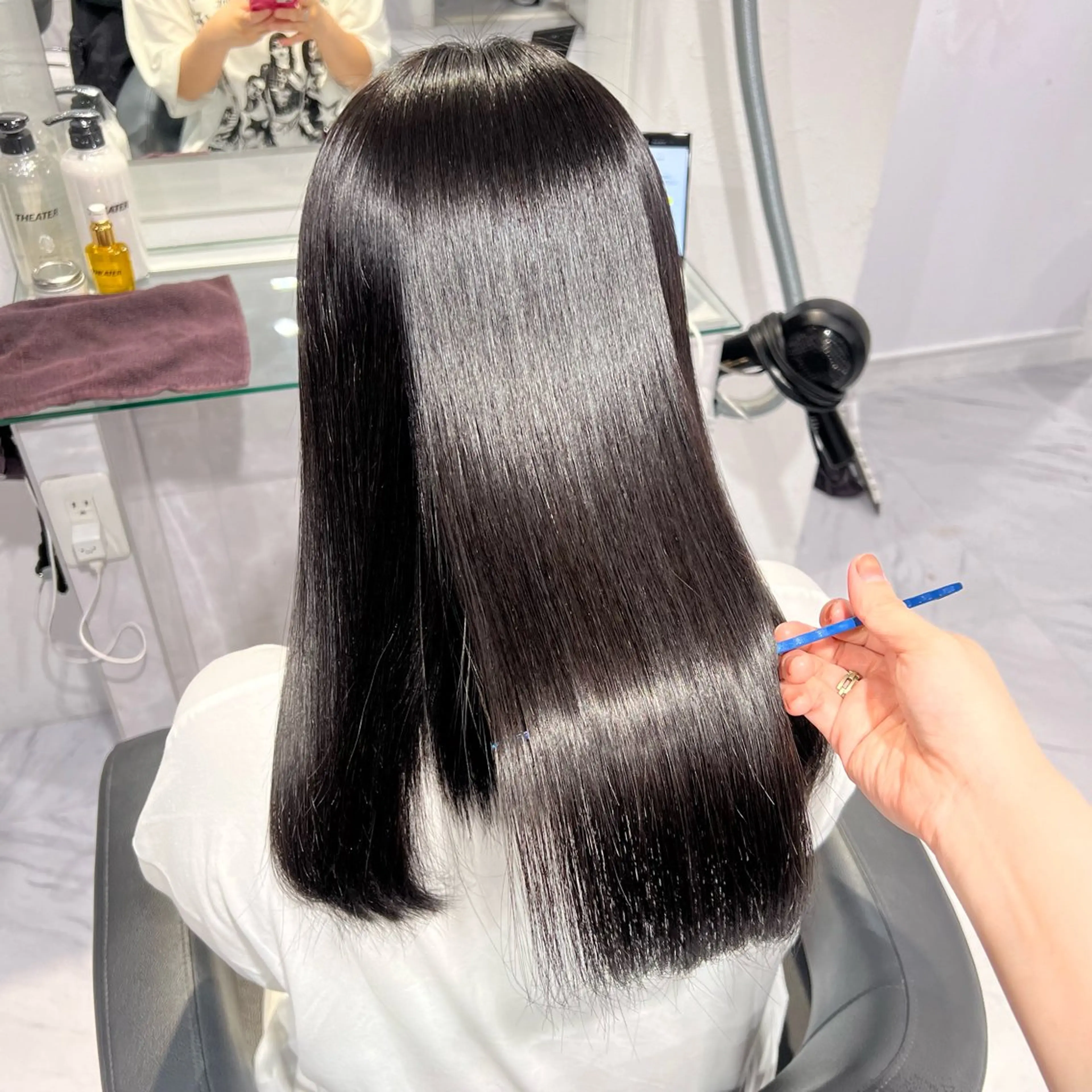 セミロング ヘアアレンジ セミロングパーマ ボブ くせ毛 髪質改善 縮毛矯正 🦋重くない暗髪🦋 Hana🦋のヘアスタイル