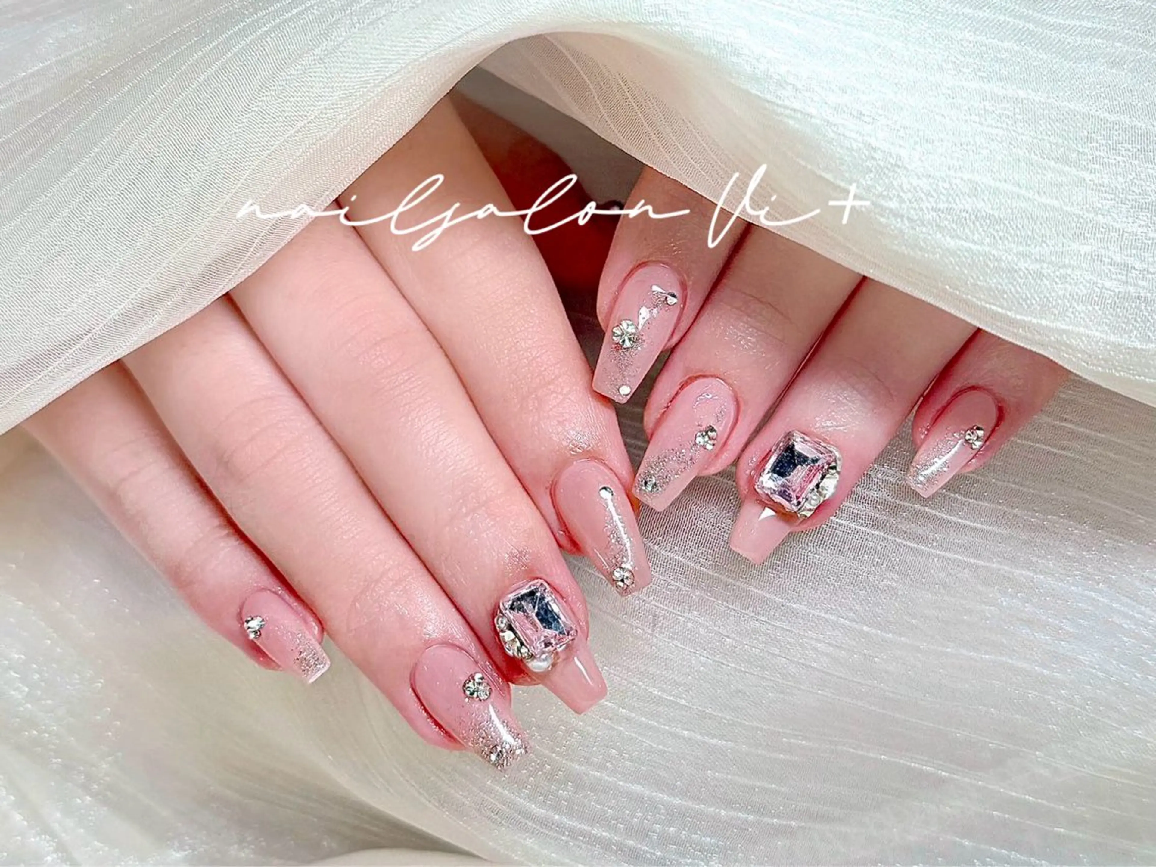ネイル ハンドネイル ✨Nailsalon Vi+✨のネイルデザイン
