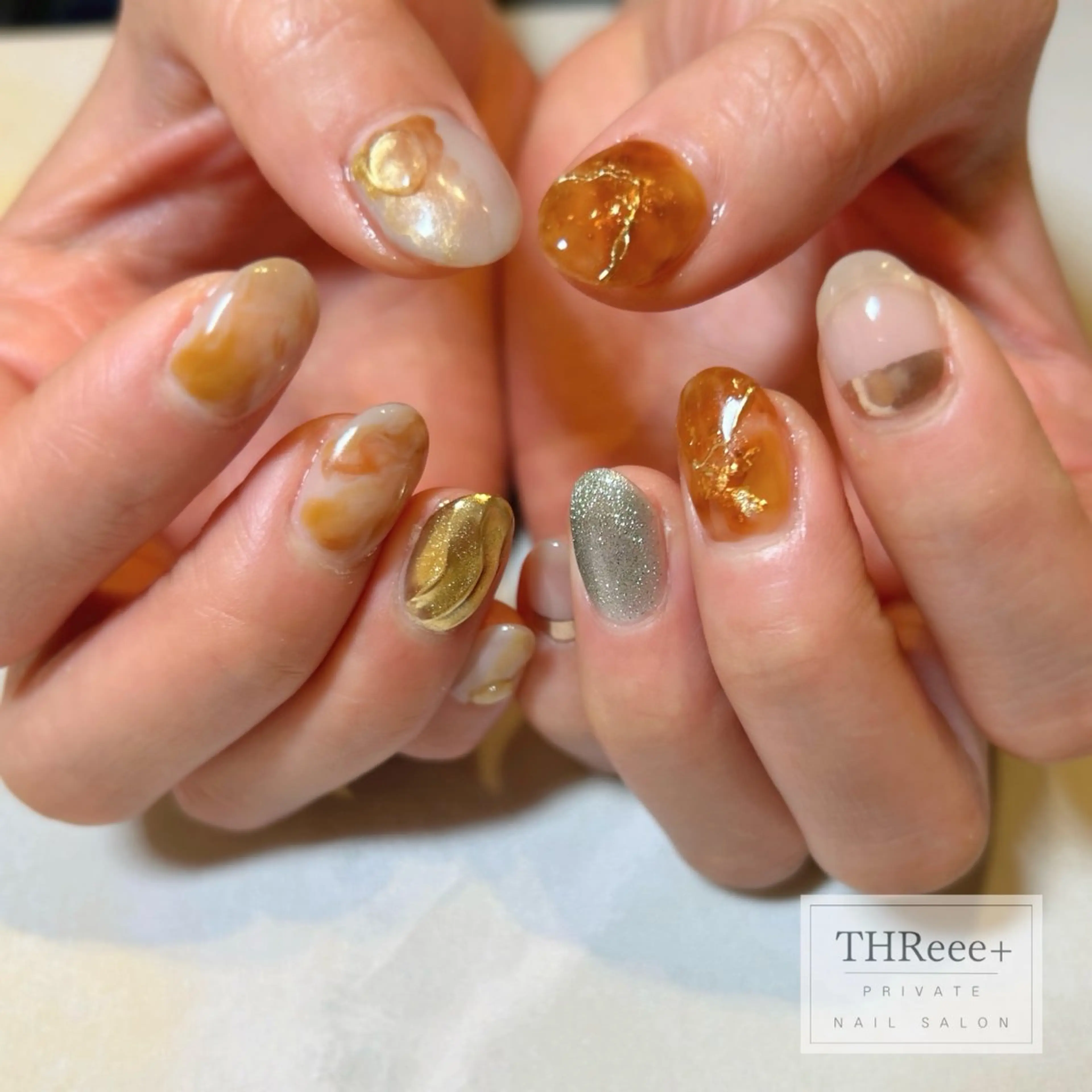 ネイル アートネイル ミラーネイル THReee+ ericoのネイルデザイン