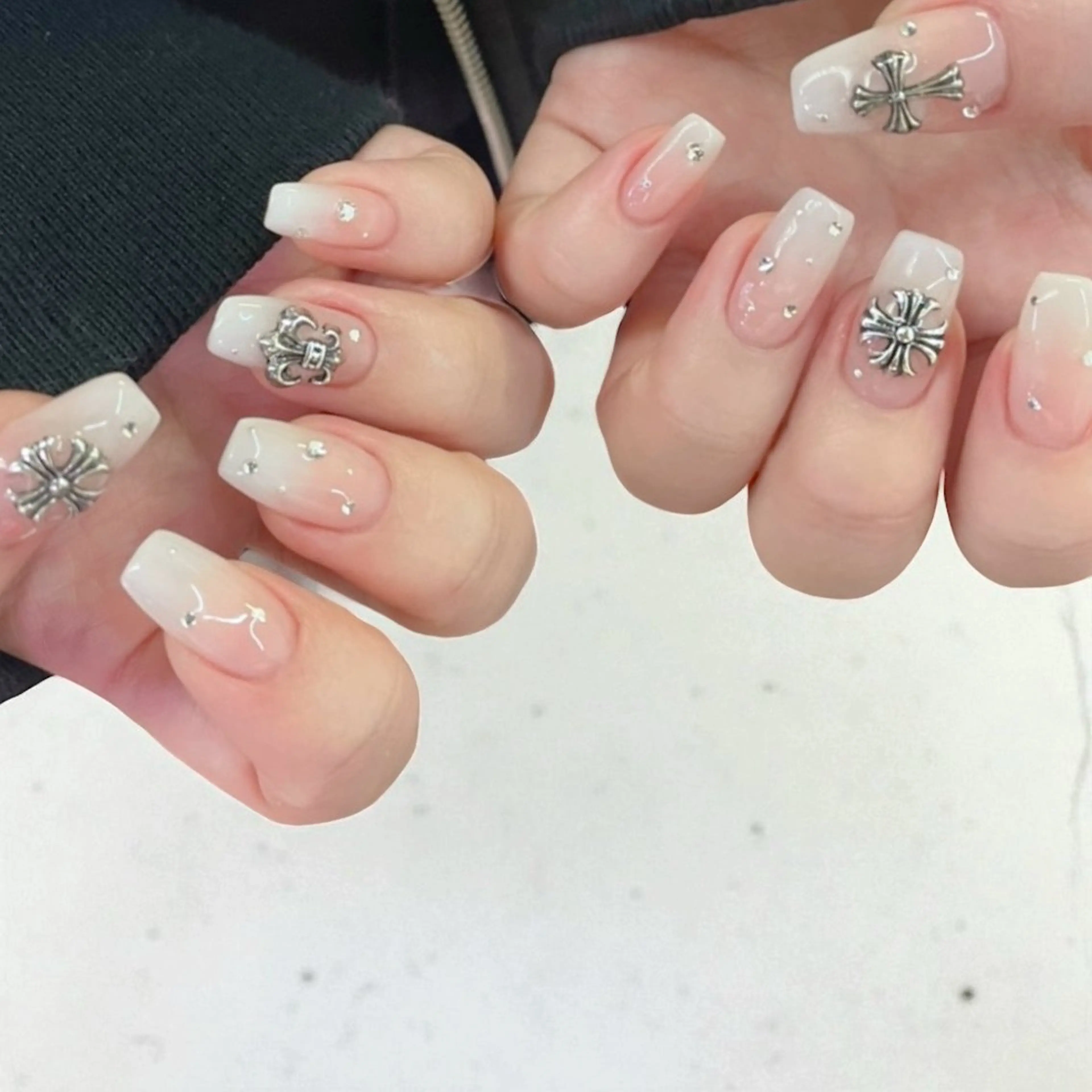 ネイル emunail あやかのネイルデザイン