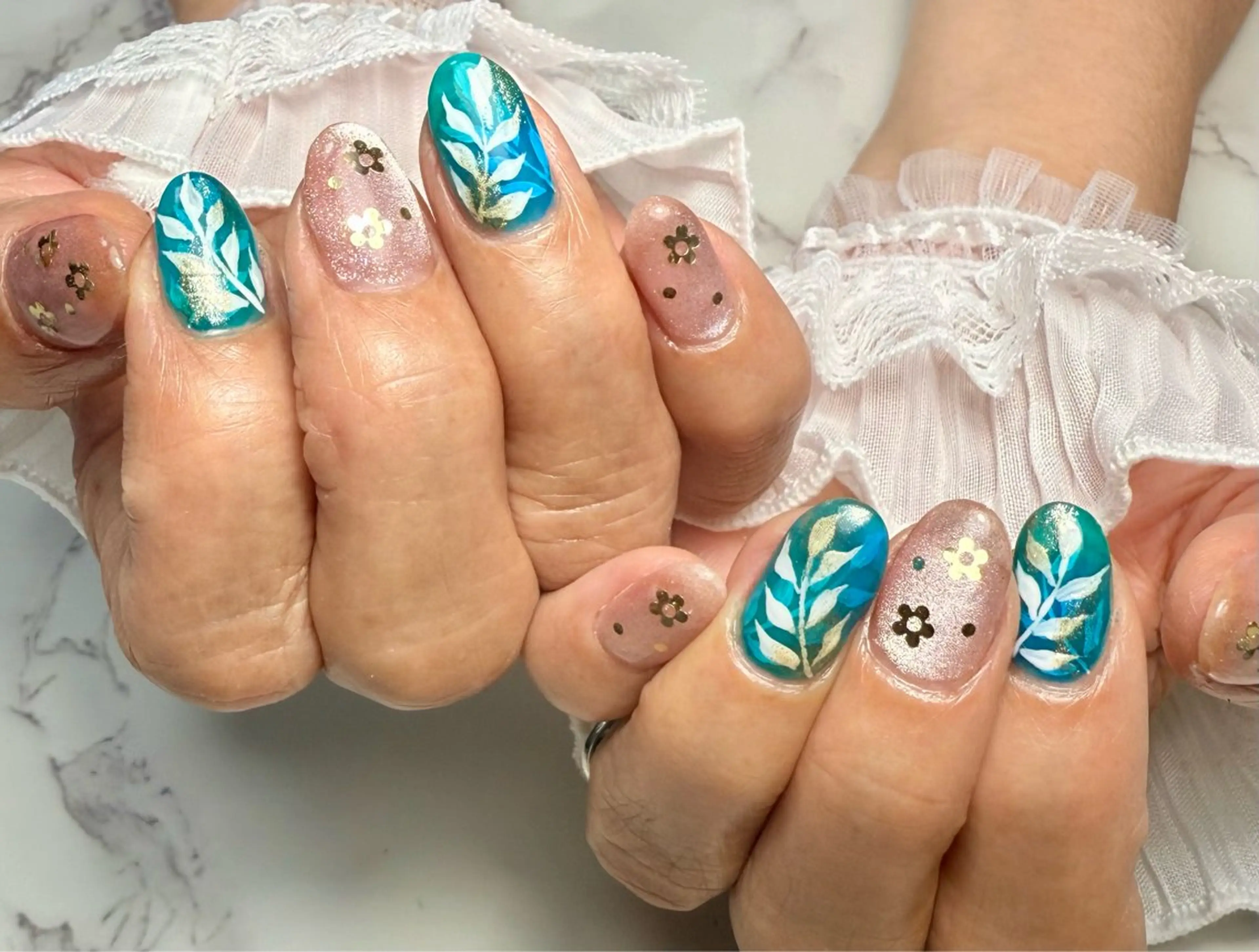 ネイル アートネイル チークネイル フレンチネイル 氷ネイル・うるうるネイル キラキラネイル M.N_ nailのネイルデザイン
