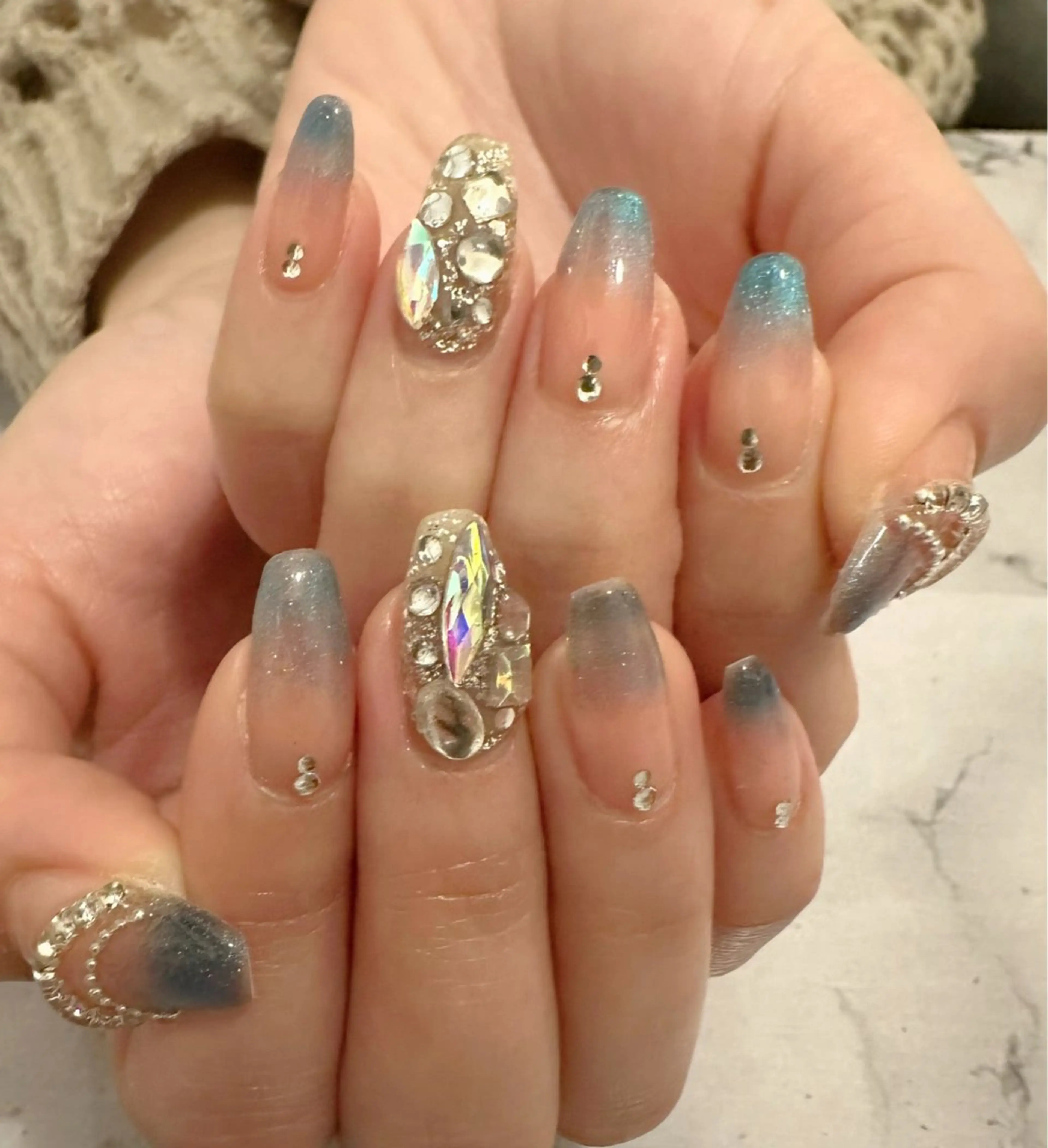 ネイル 新山 聖のネイルデザイン