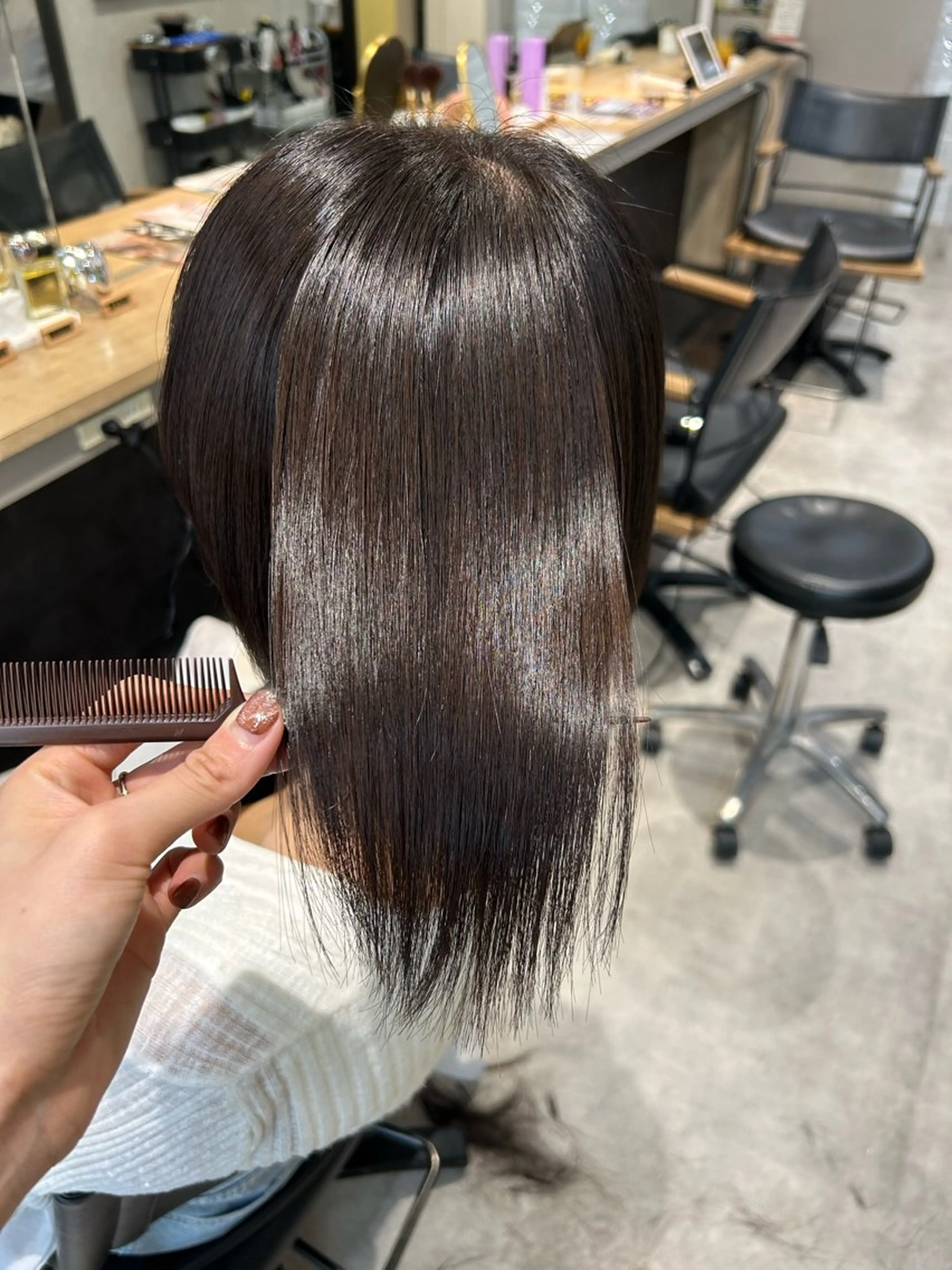 ミディアム パーマ 髪質改善 ストレートパーマ カット 縮毛矯正 トリートメント hub hair レイヤー/透明感のヘアスタイル