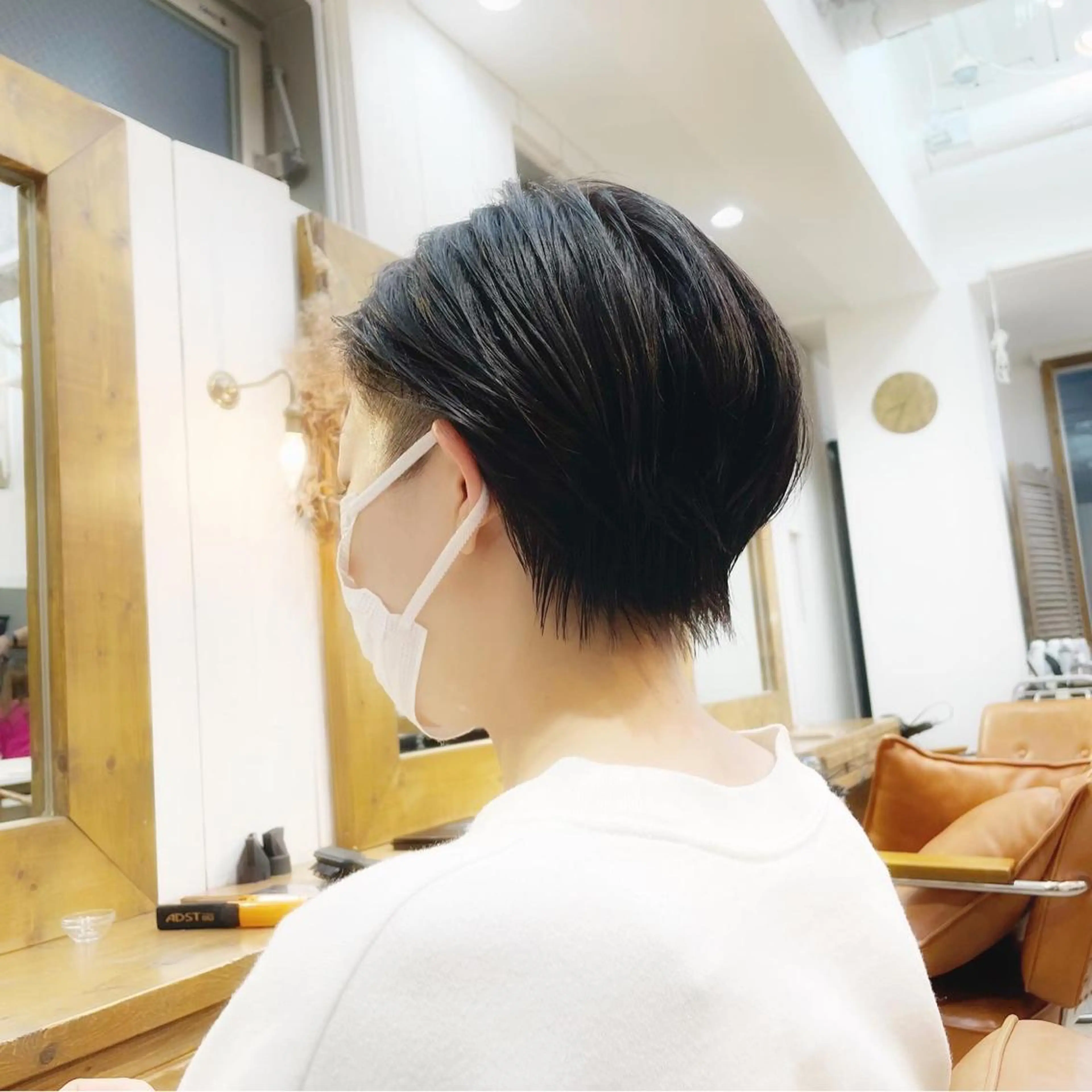 ショート カラー ショートボブ ハンサムショート ブリーチ ブリーチなしカラー ボブ 👑銀座ショート/ 絶壁補正/金子涼👑のヘアスタイル
