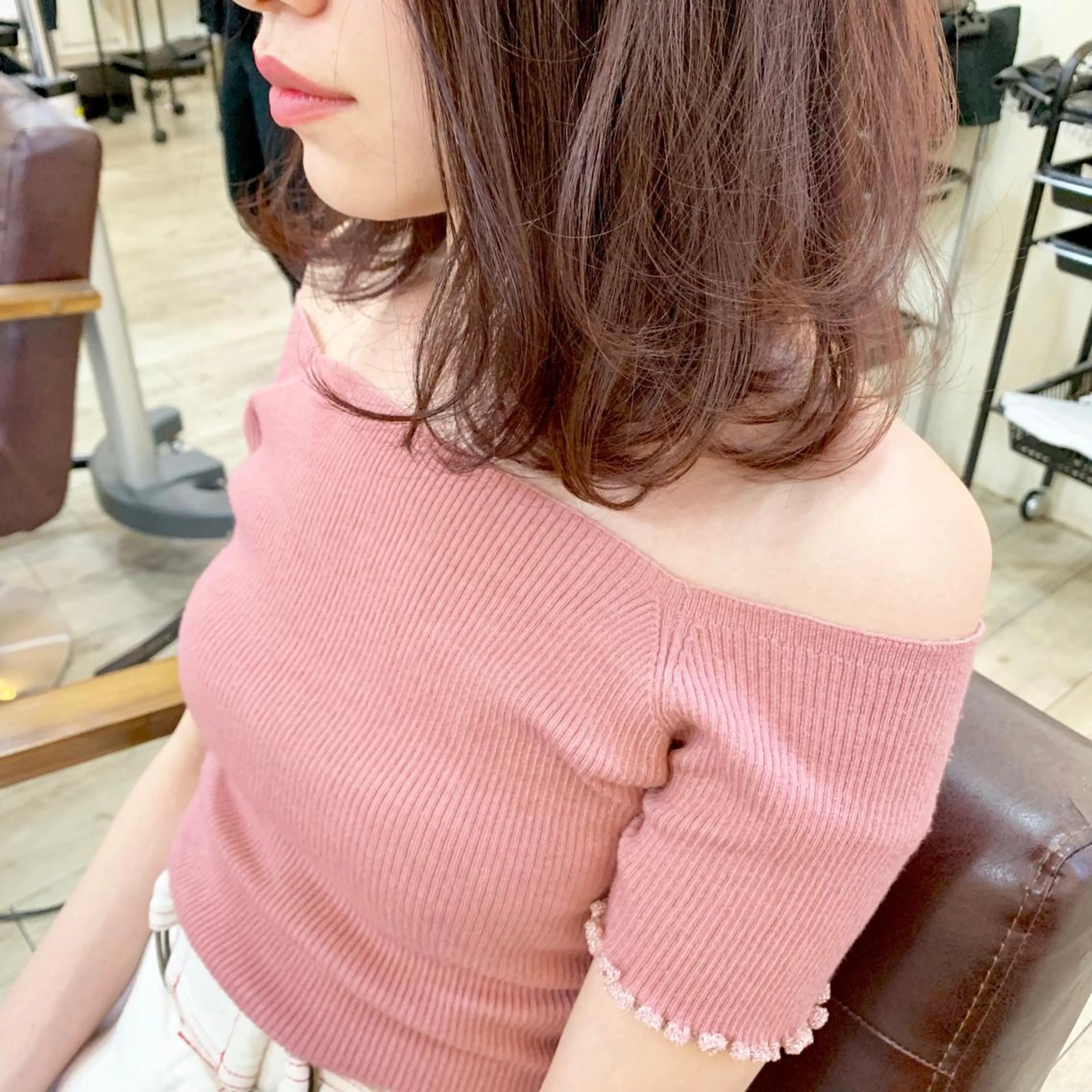 セミロング カラー パーマ ヘアアレンジ ネイル マツエク・マツパ ピンクカラー カラーマツエク ピンク ◆感動口コミ/最小顔 理論カット◆森口 峻のヘアスタイル