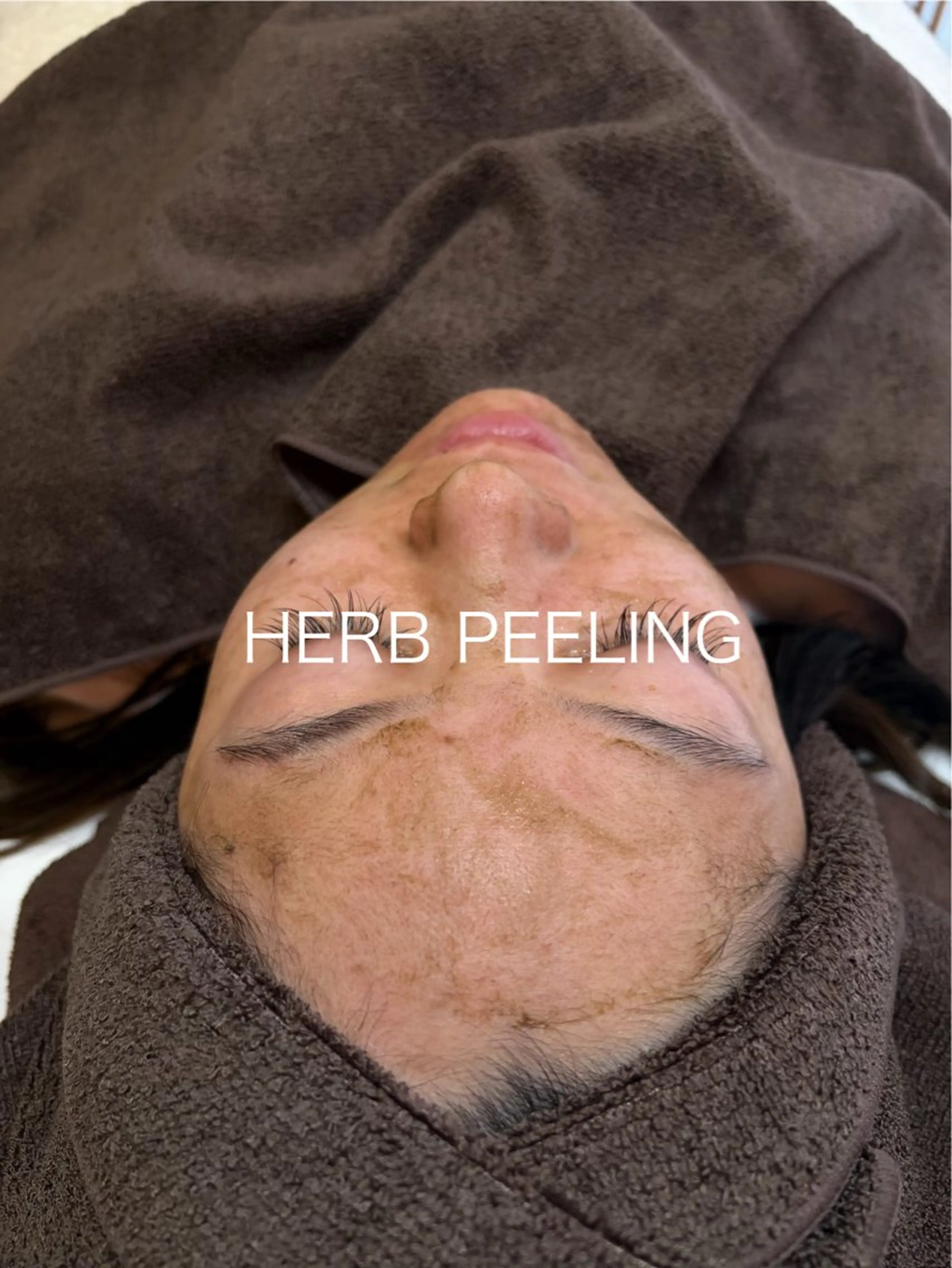 LUVRE龍田 MIKIまつ毛/眉毛の眉毛・アイブロウイメージ