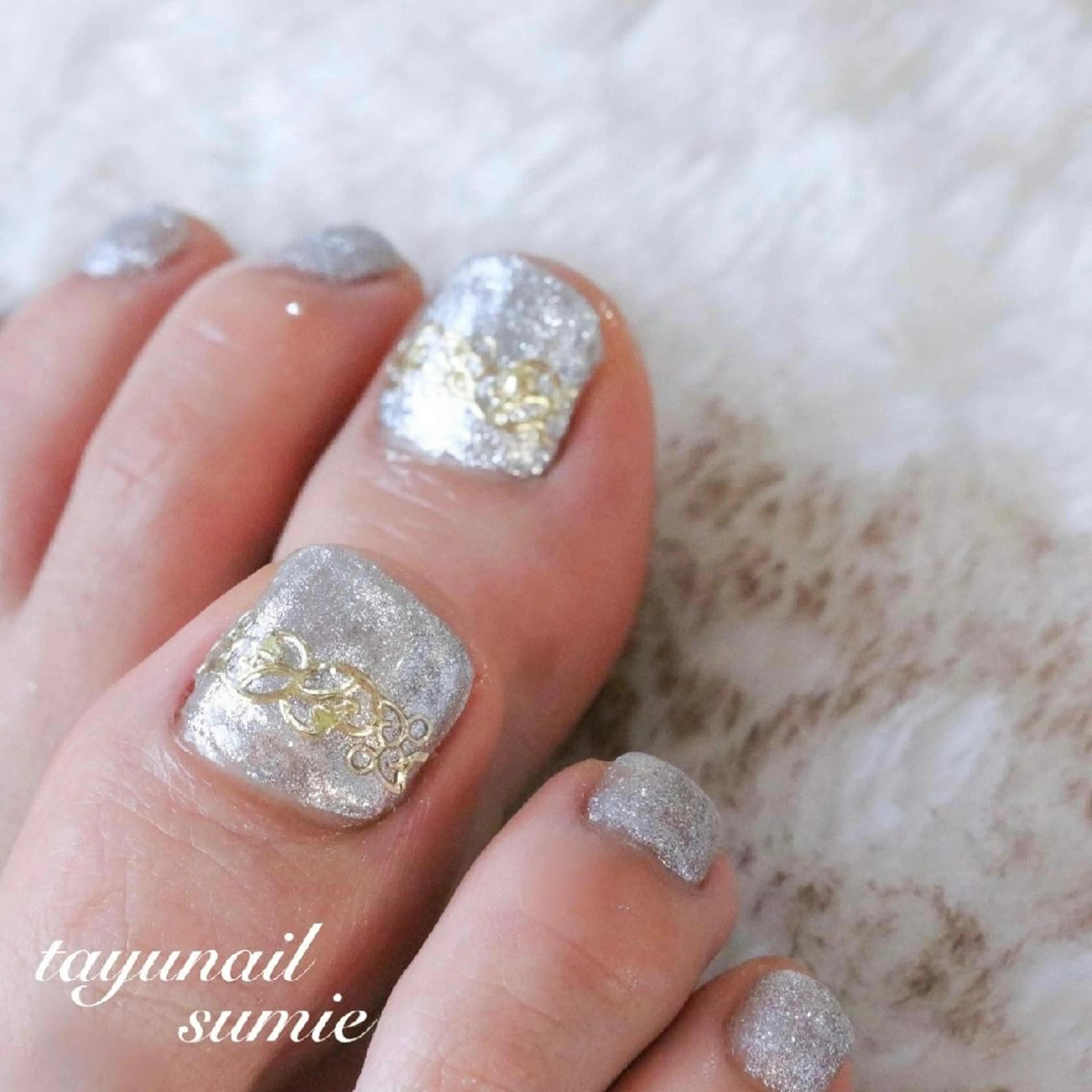 ネイル アートネイル ブルー フットネイル ジェルネイル ゴールド ネイルサロン 【たゆnail】のネイルデザイン