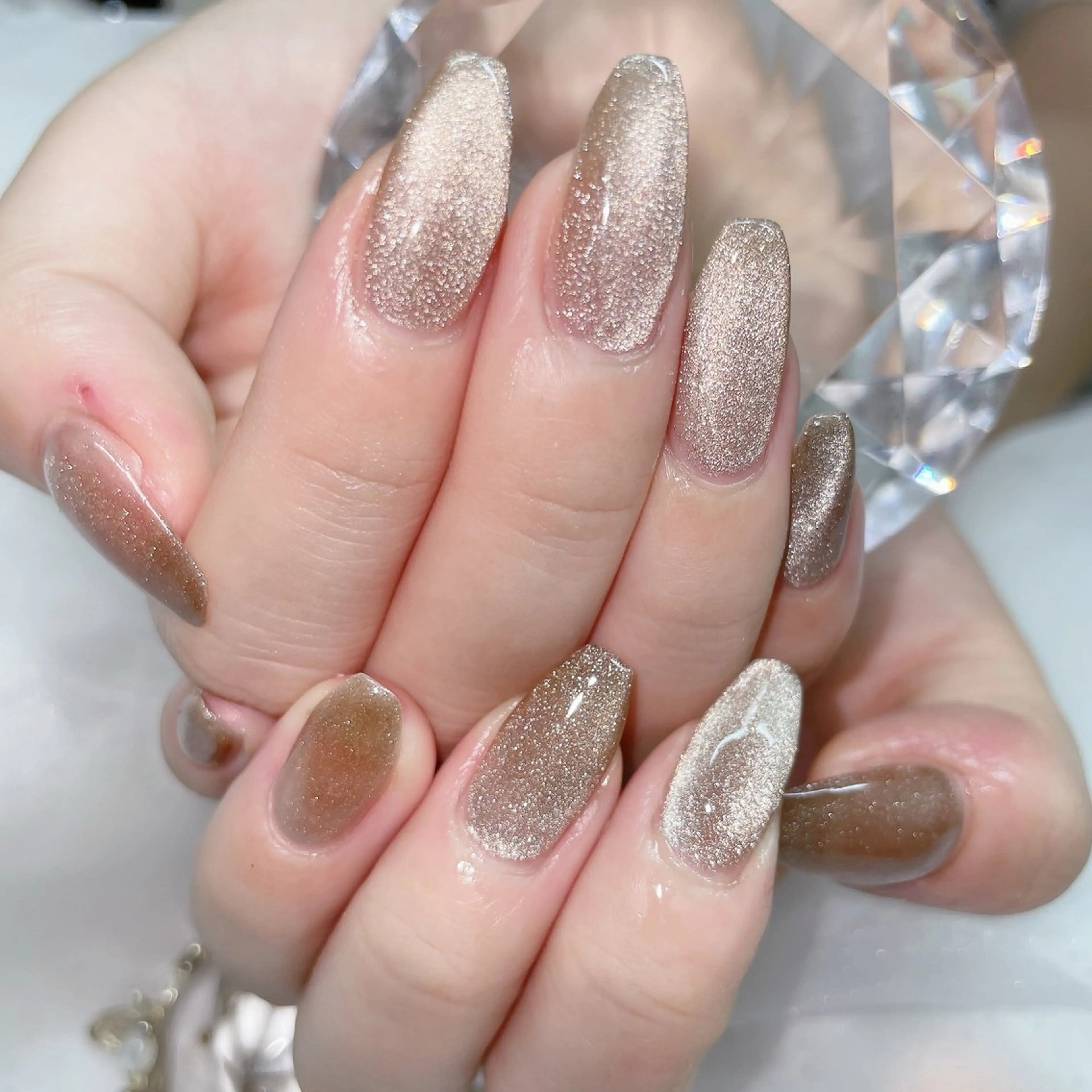ネイル アートネイル オーロラネイル チークネイル 長さ出し フラッシュネイル misun_ nailのネイルデザイン