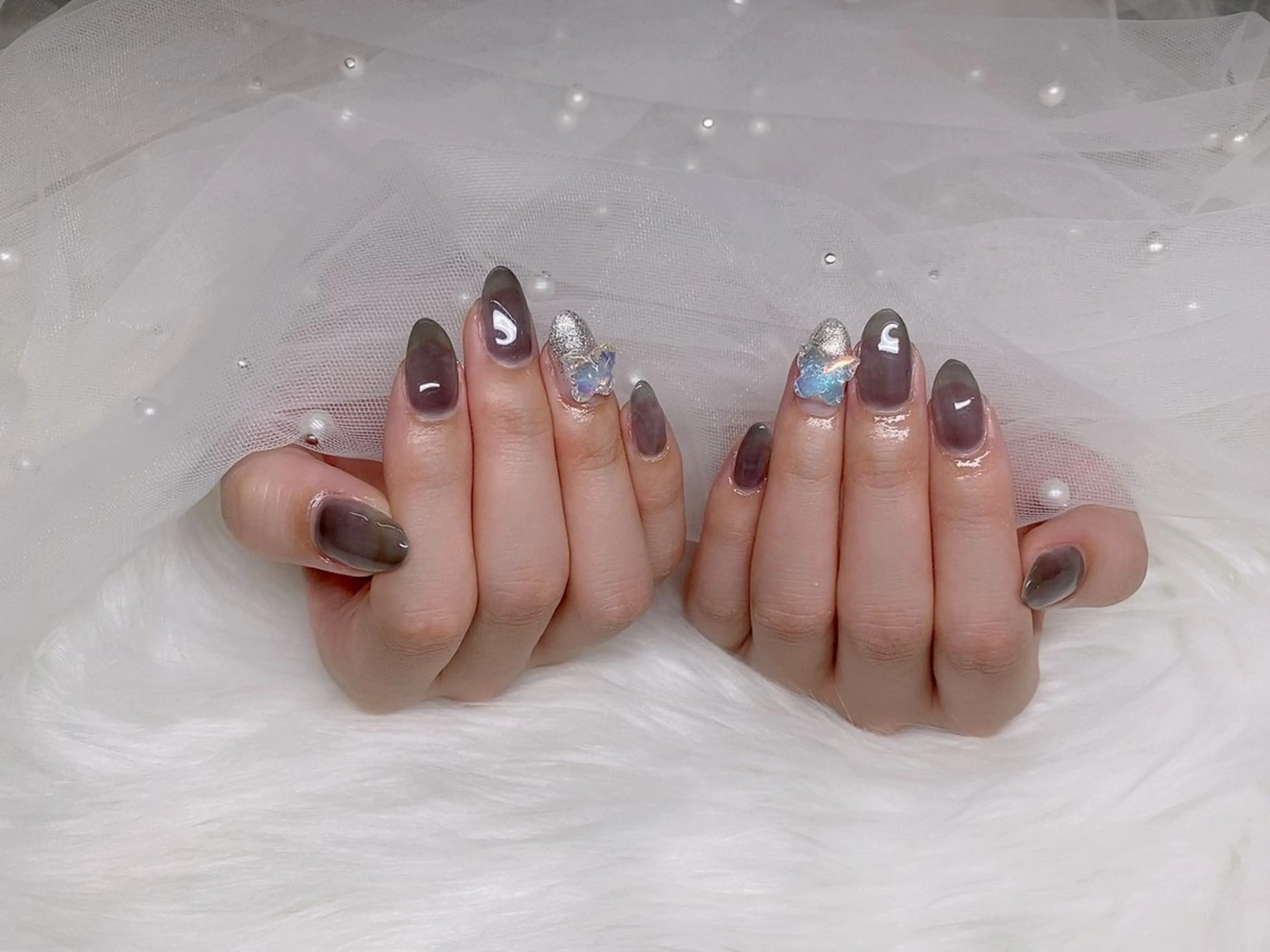 ネイル オーロラネイル 長さ出し フレンチネイル ジェルネイル マグネットネイル ハンドネイル ETERNA Nail 銀座店【パラジェル/フィルイン/チップ長さだし/マグネット/ニュアンス】所属・ア カリのネイルデザイン