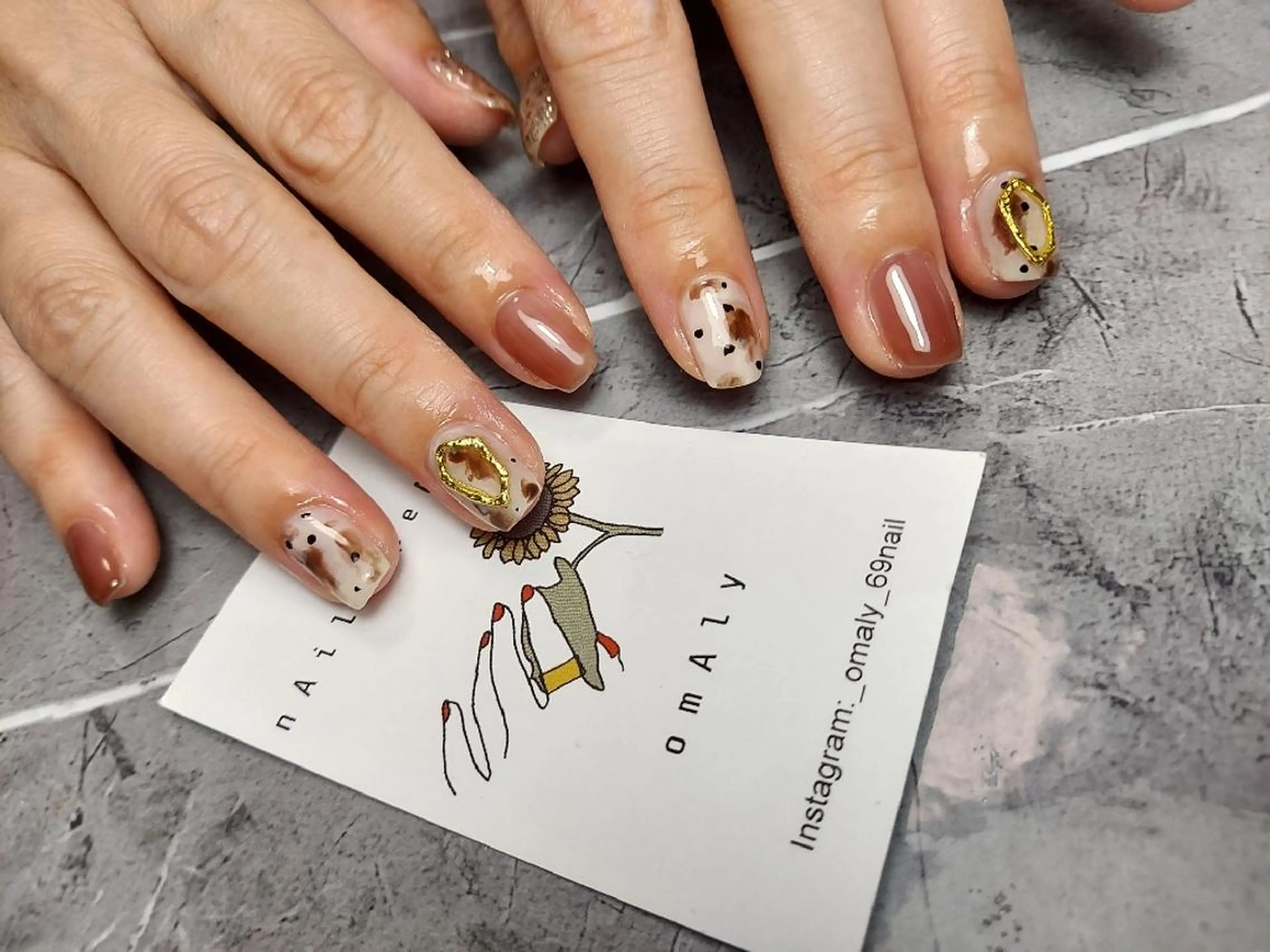 ショート ハンドネイル Nailspeace Omalyのネイルデザイン